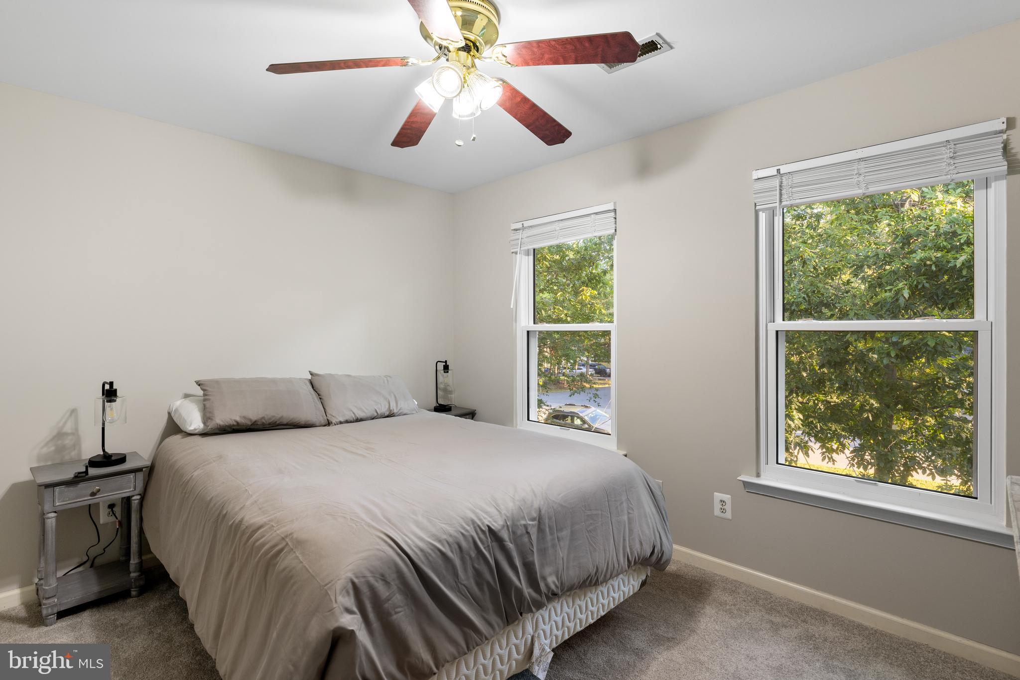 LAKE WILDERNESS - Residential