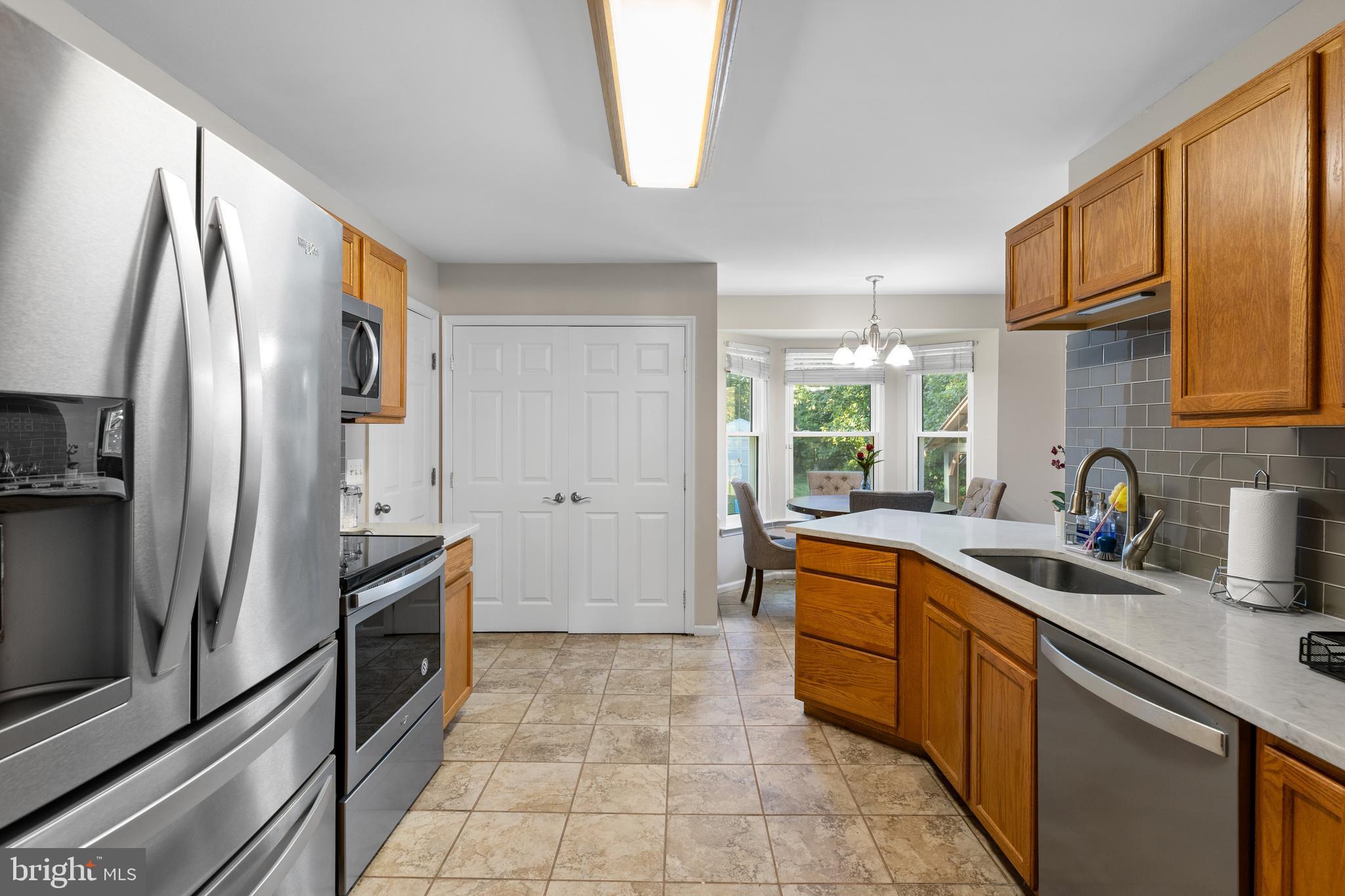 LAKE WILDERNESS - Residential