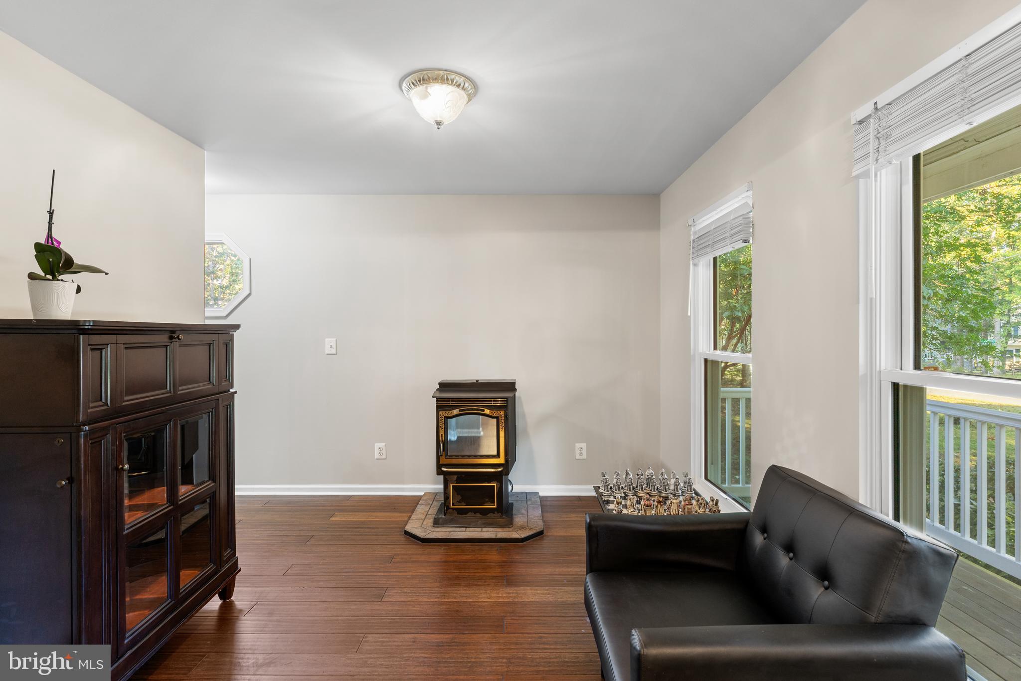 LAKE WILDERNESS - Residential