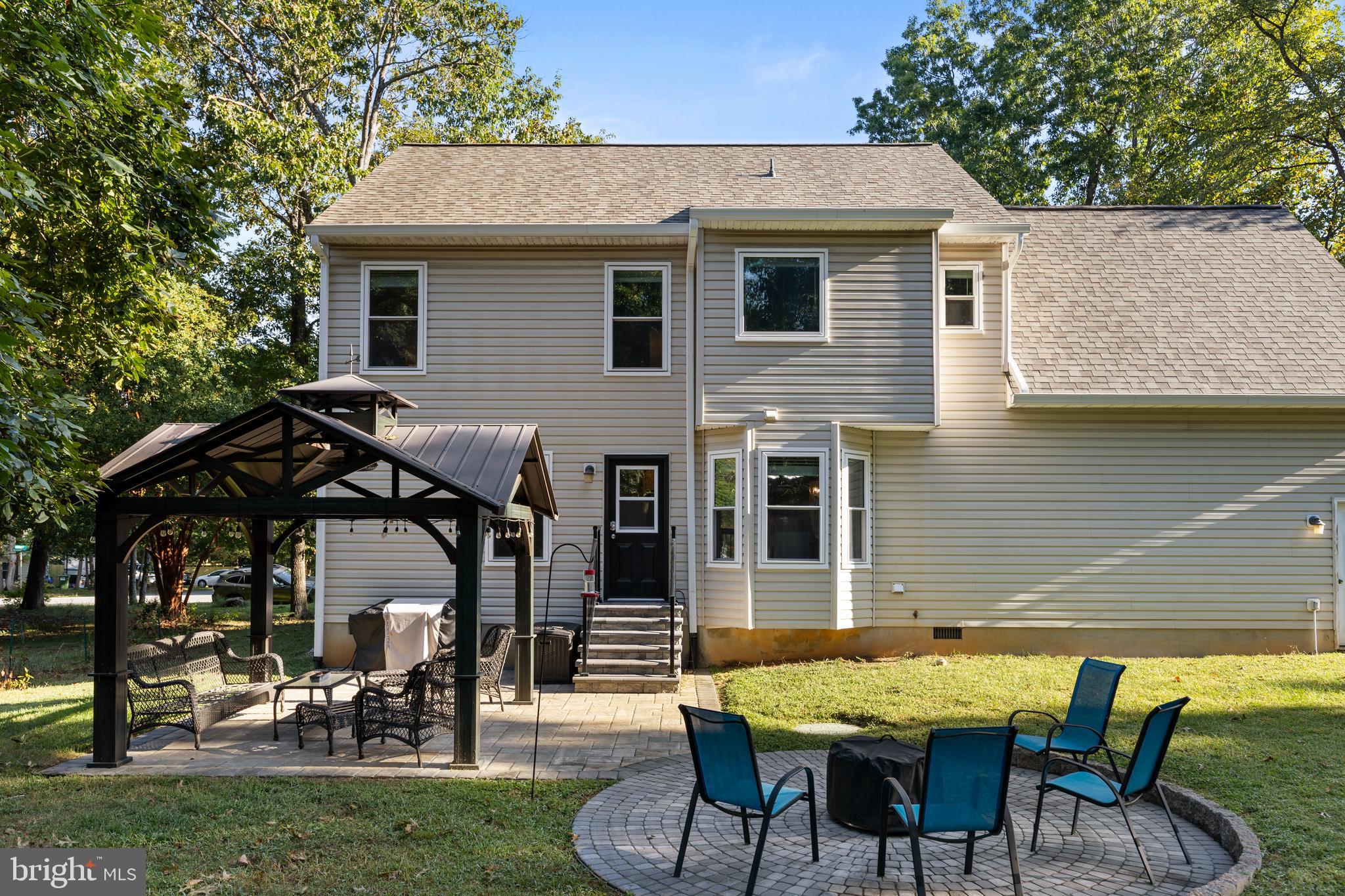 LAKE WILDERNESS - Residential