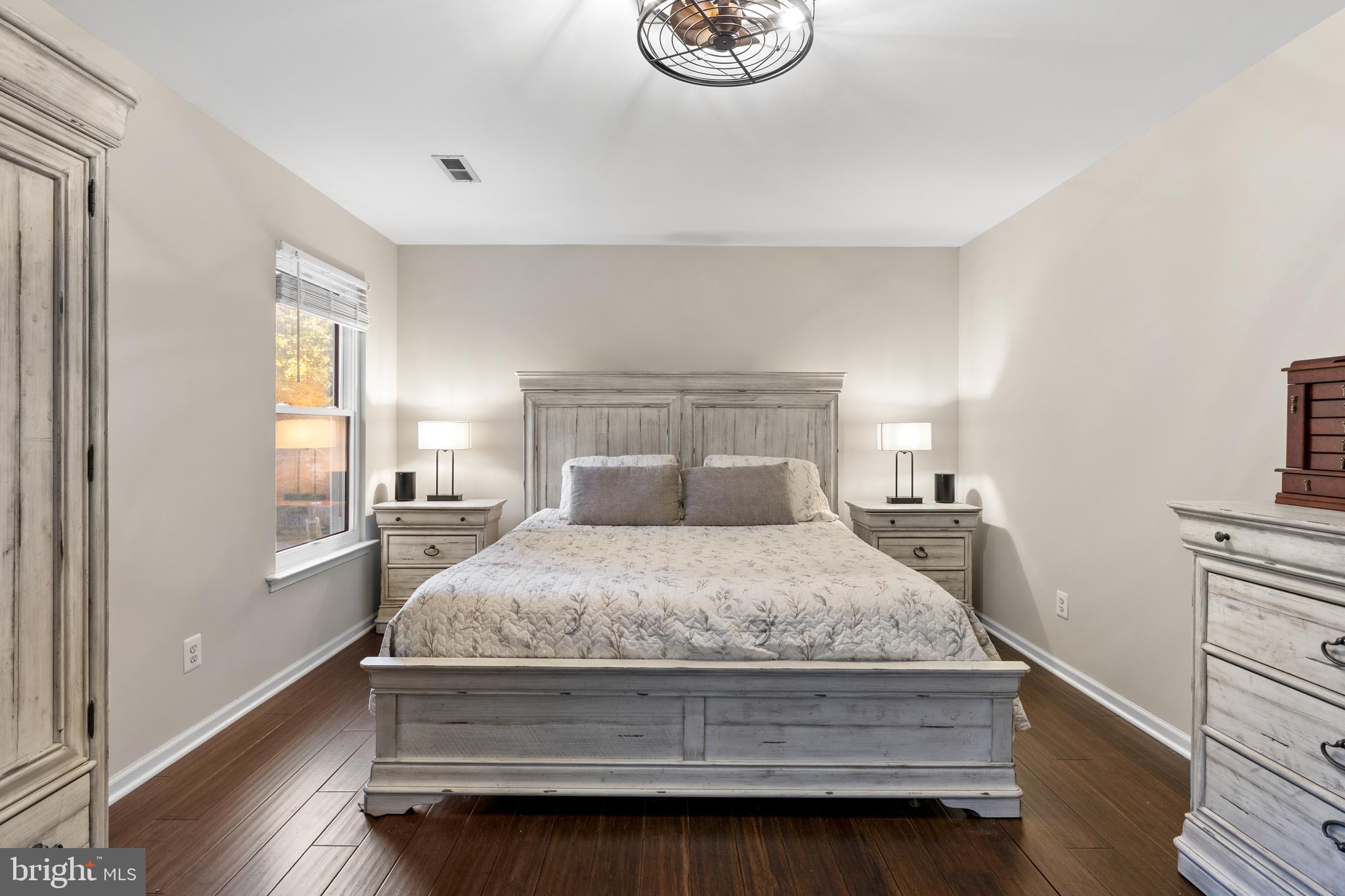 LAKE WILDERNESS - Residential