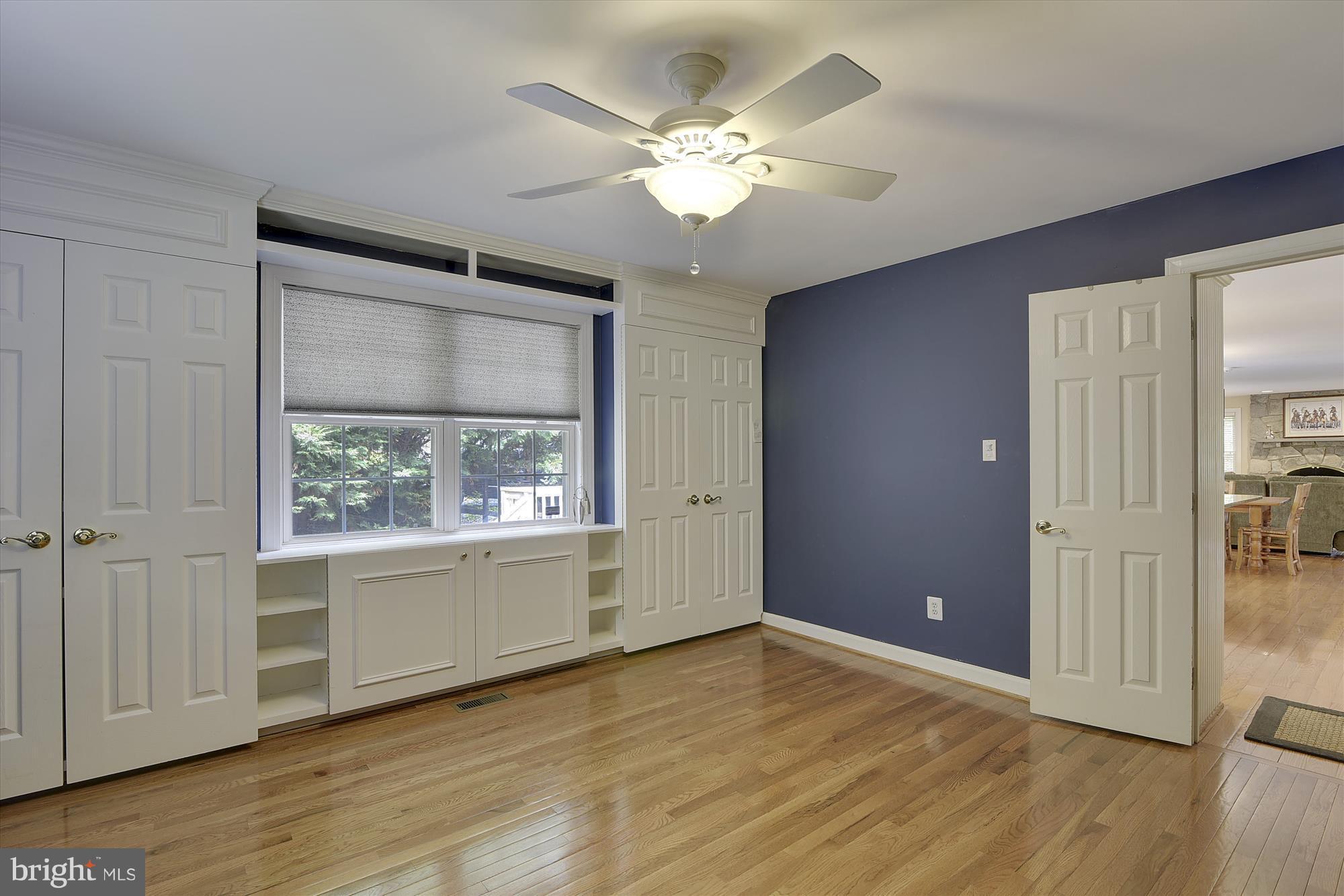 POTOMAC LAKES - Residential