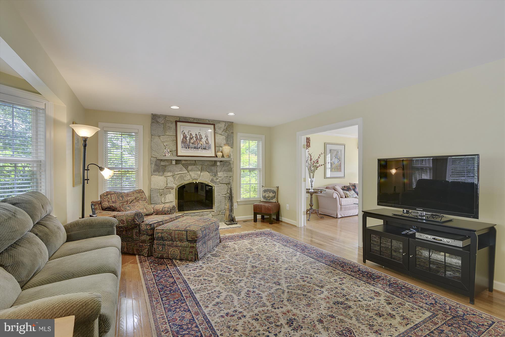 POTOMAC LAKES - Residential