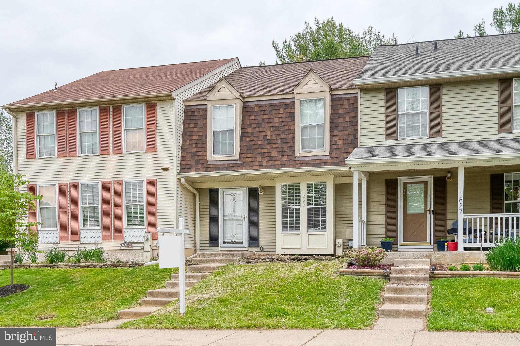 VILLAGE AT THOMAS RUN - Residential
