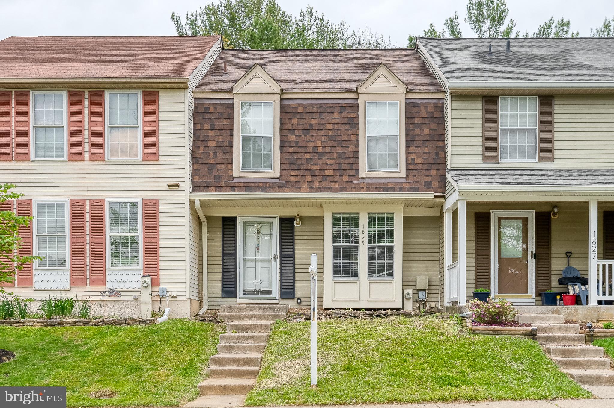 VILLAGE AT THOMAS RUN - Residential
