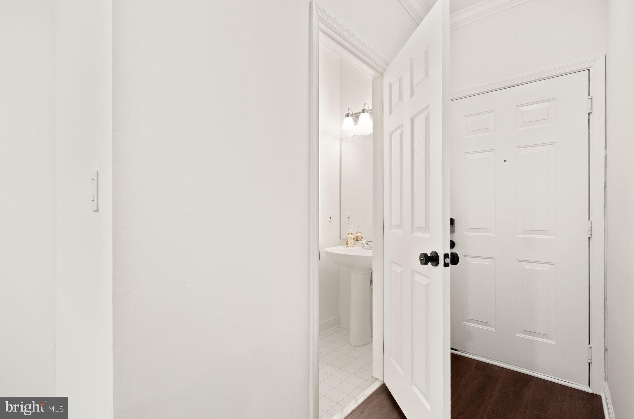 1704 LAKE SHORE CREST DRIVE 22