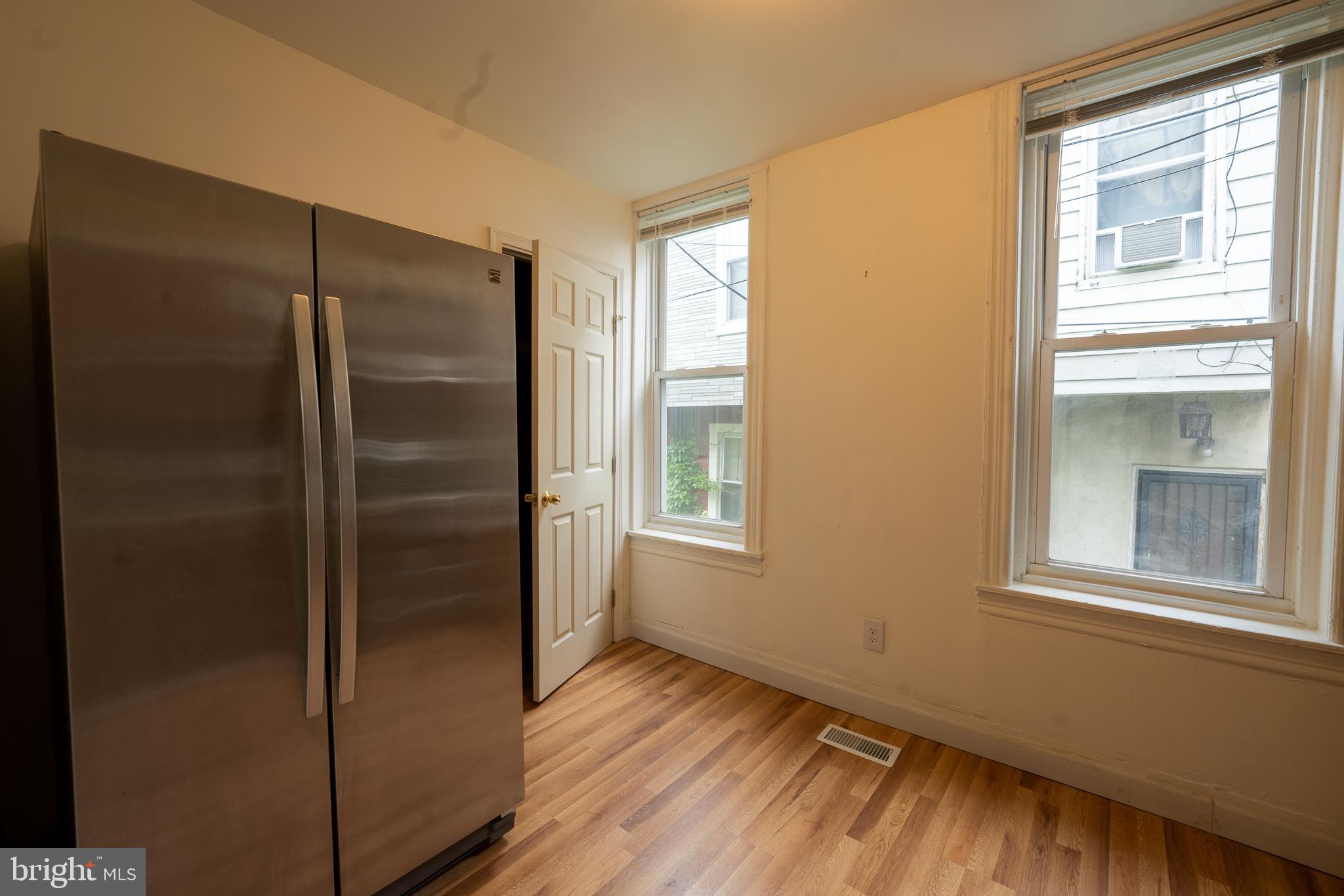 PARKSIDE - Residential Lease