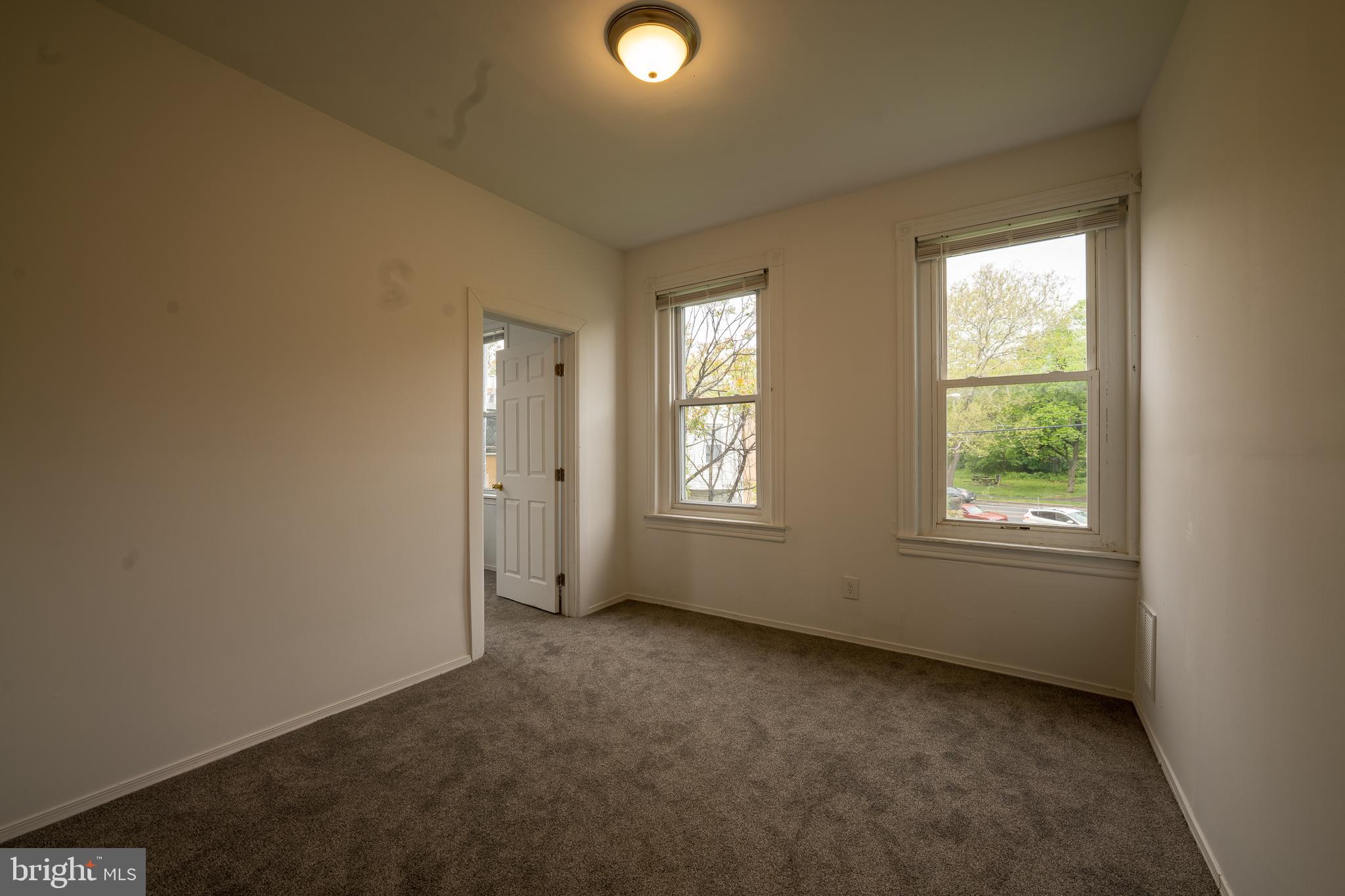 PARKSIDE - Residential Lease