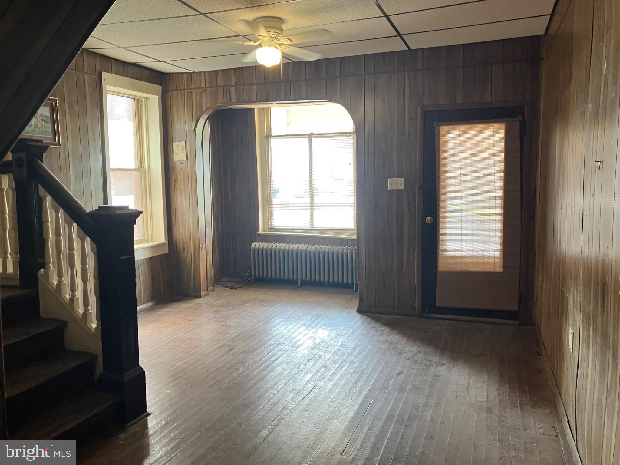 353 S 18TH STREET