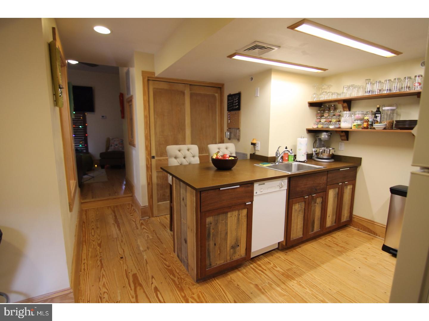 FISHTOWN - Residential Lease