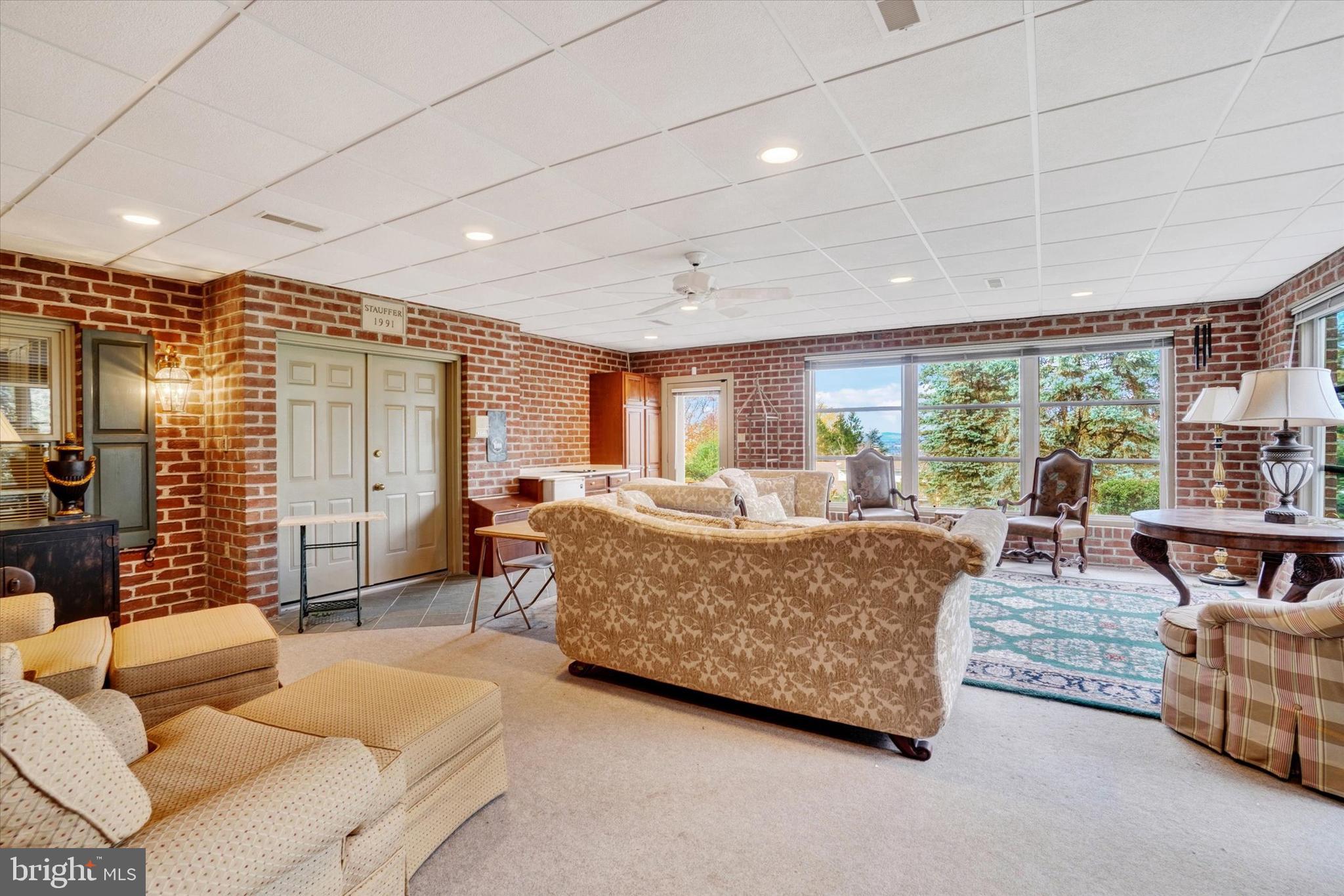 WYNDHAM HILLS SOUTH - Residential