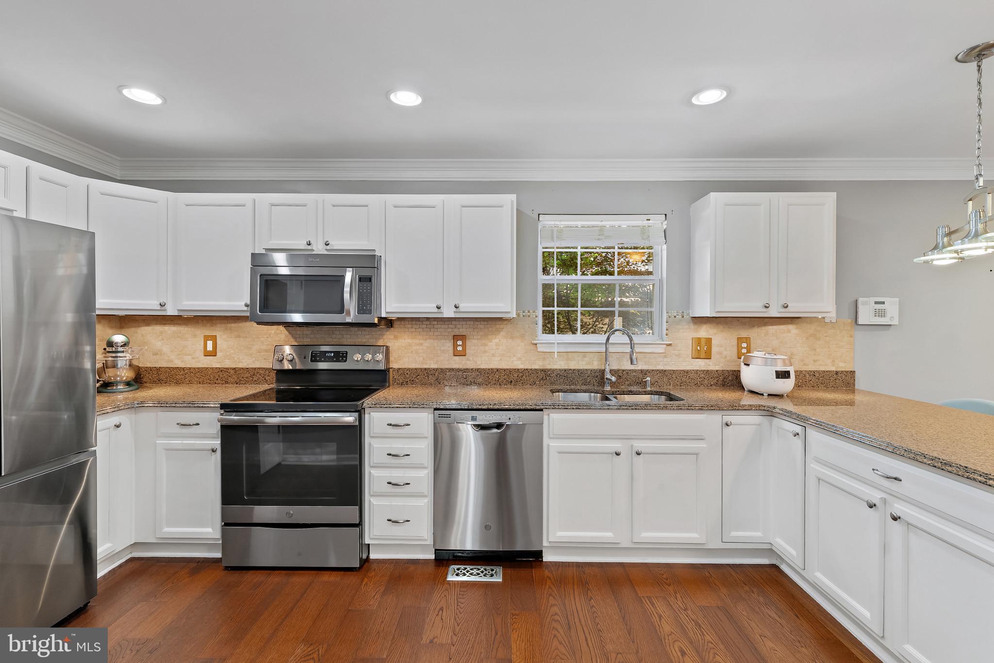 SABRINA PARK - Residential