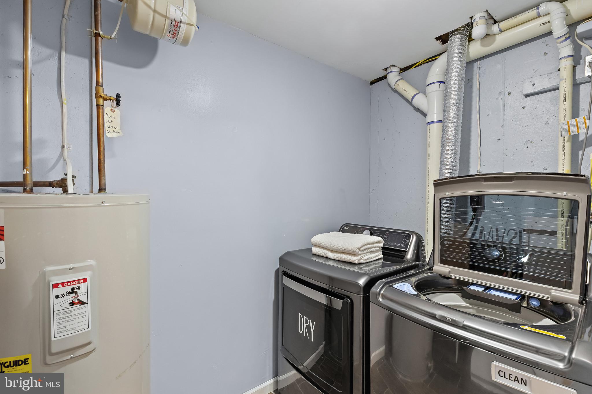 SABRINA PARK - Residential