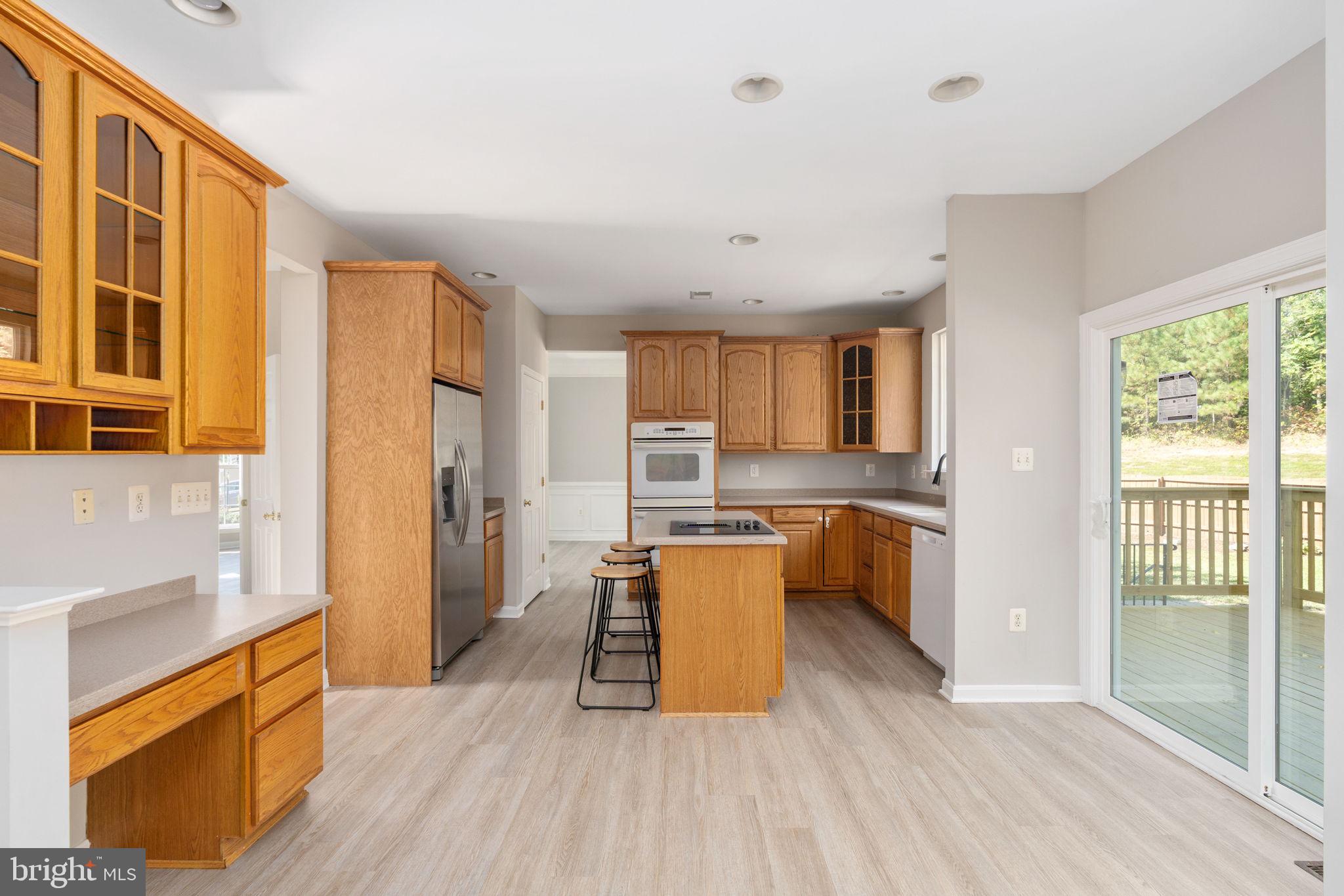 STRATFORD PLACE - Residential