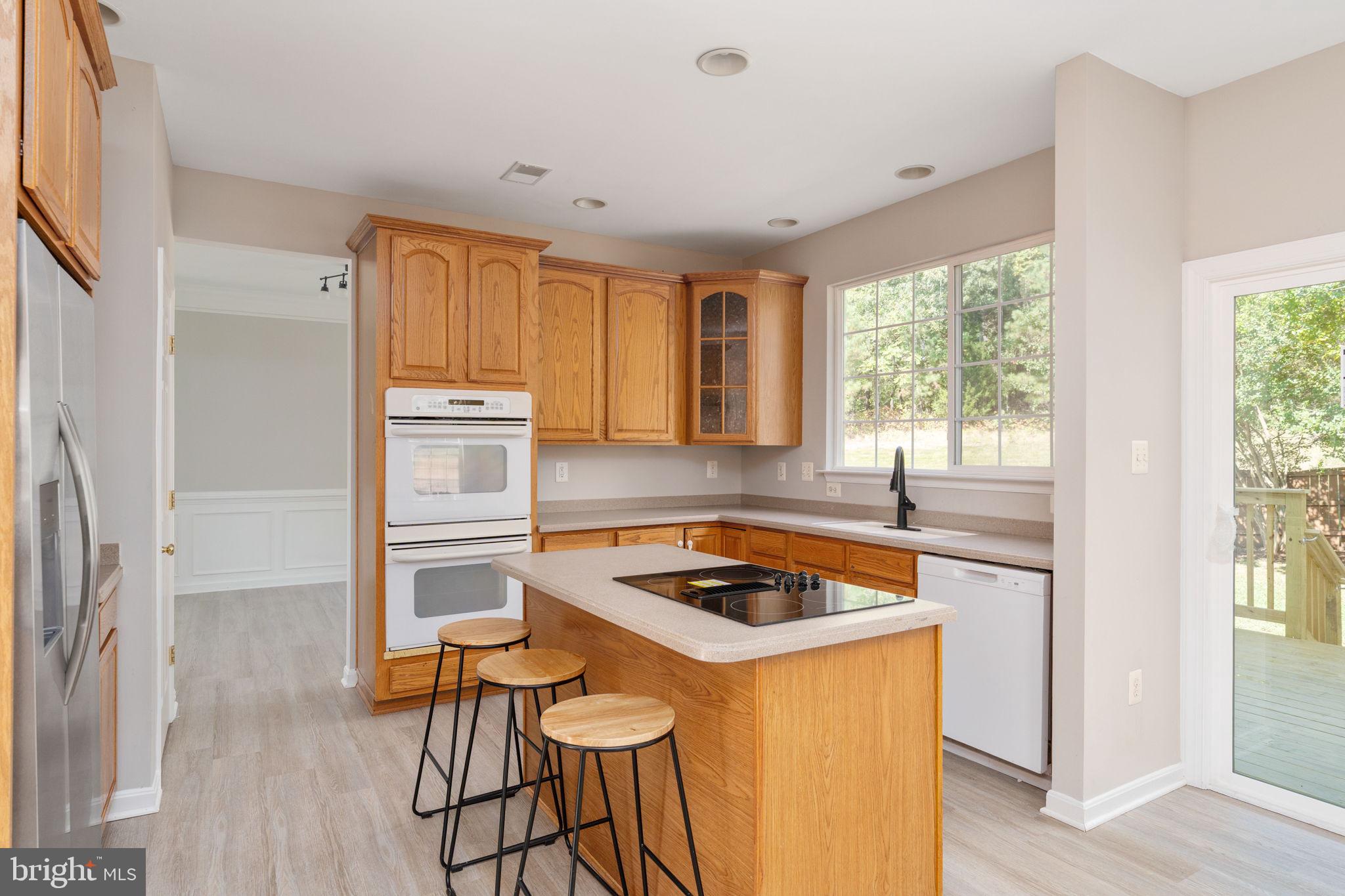 STRATFORD PLACE - Residential