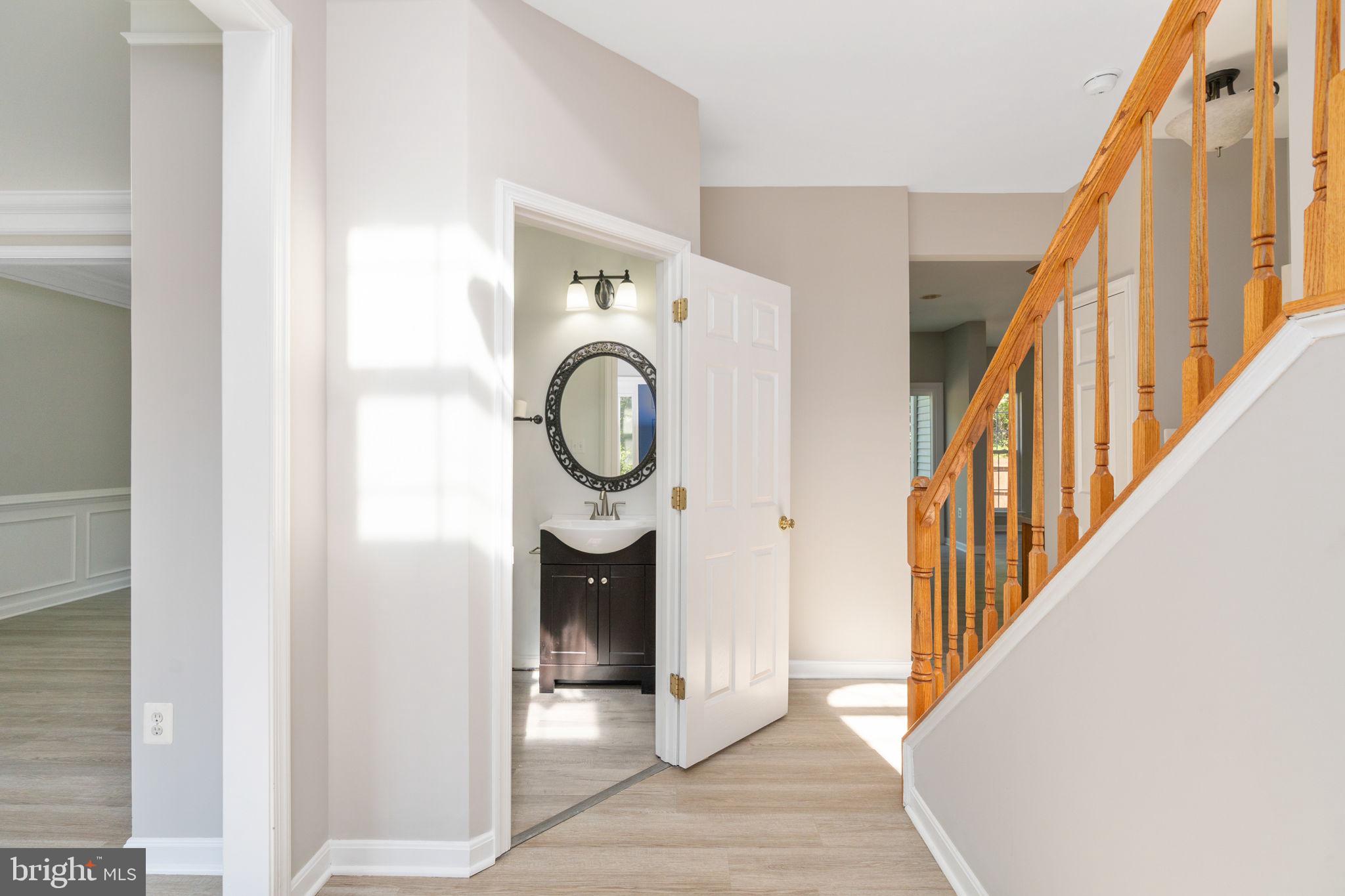 STRATFORD PLACE - Residential