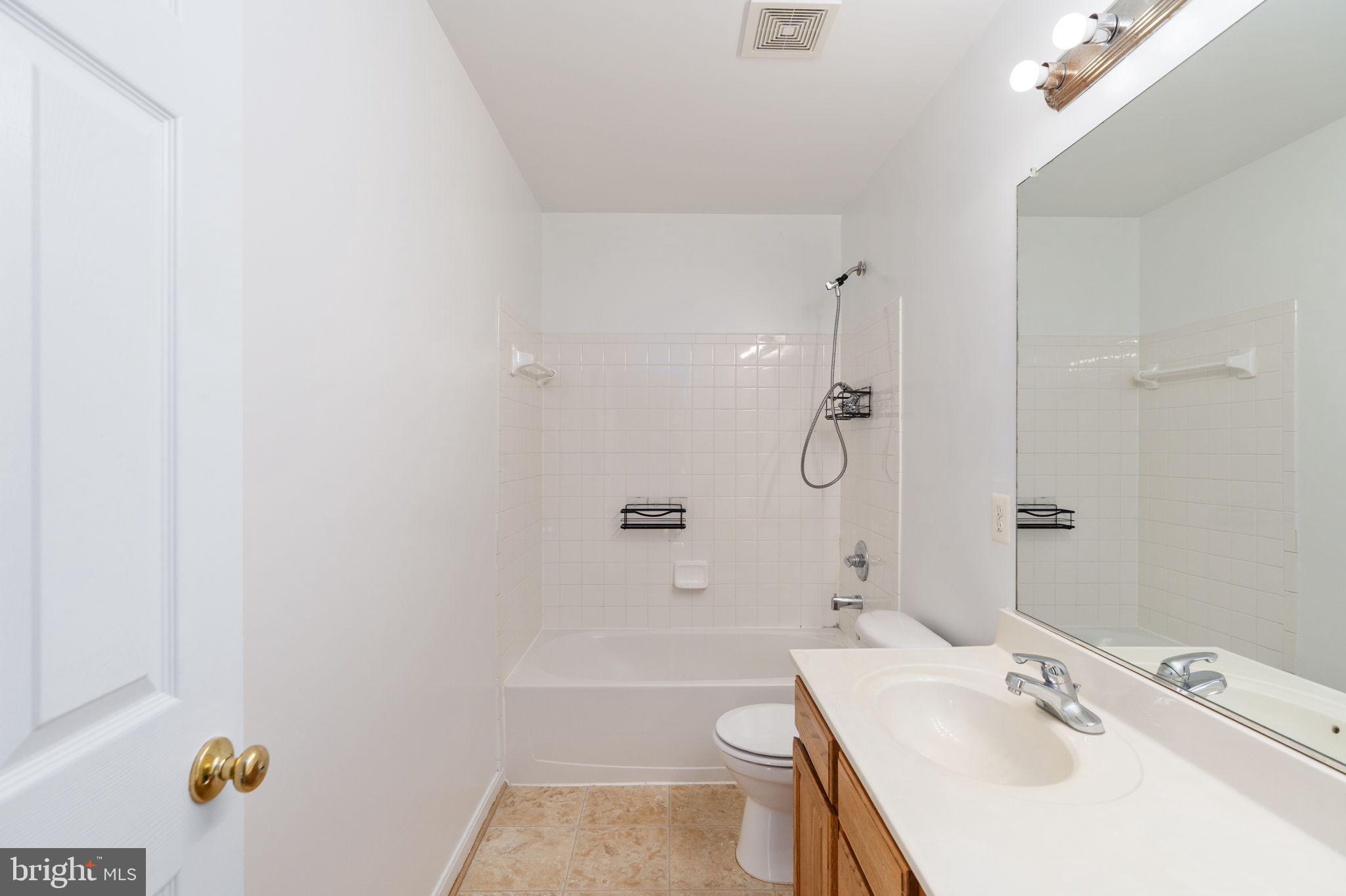 STRATFORD PLACE - Residential