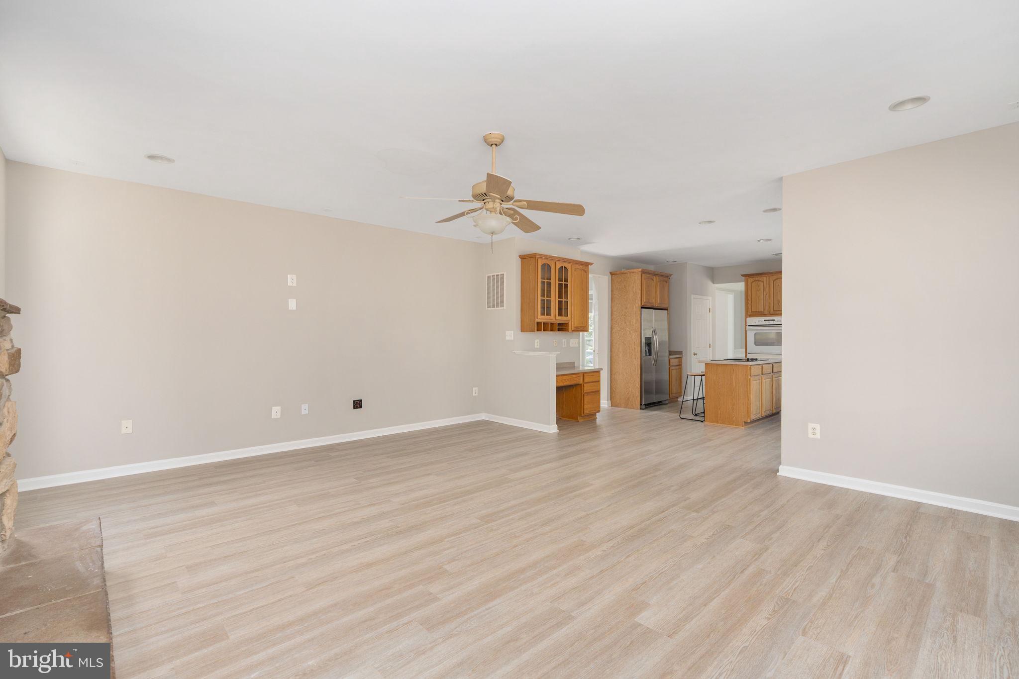 STRATFORD PLACE - Residential