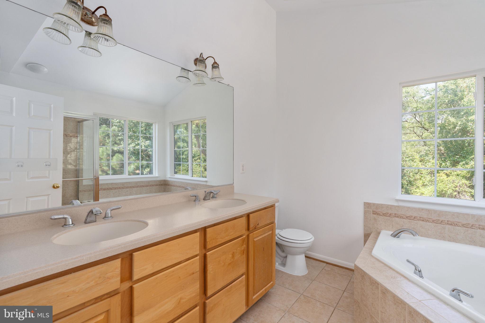 STRATFORD PLACE - Residential