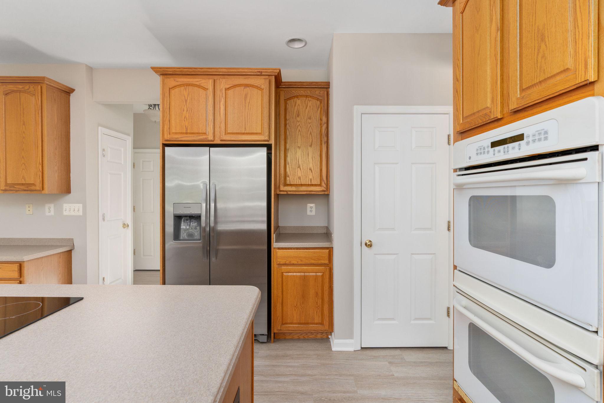 STRATFORD PLACE - Residential