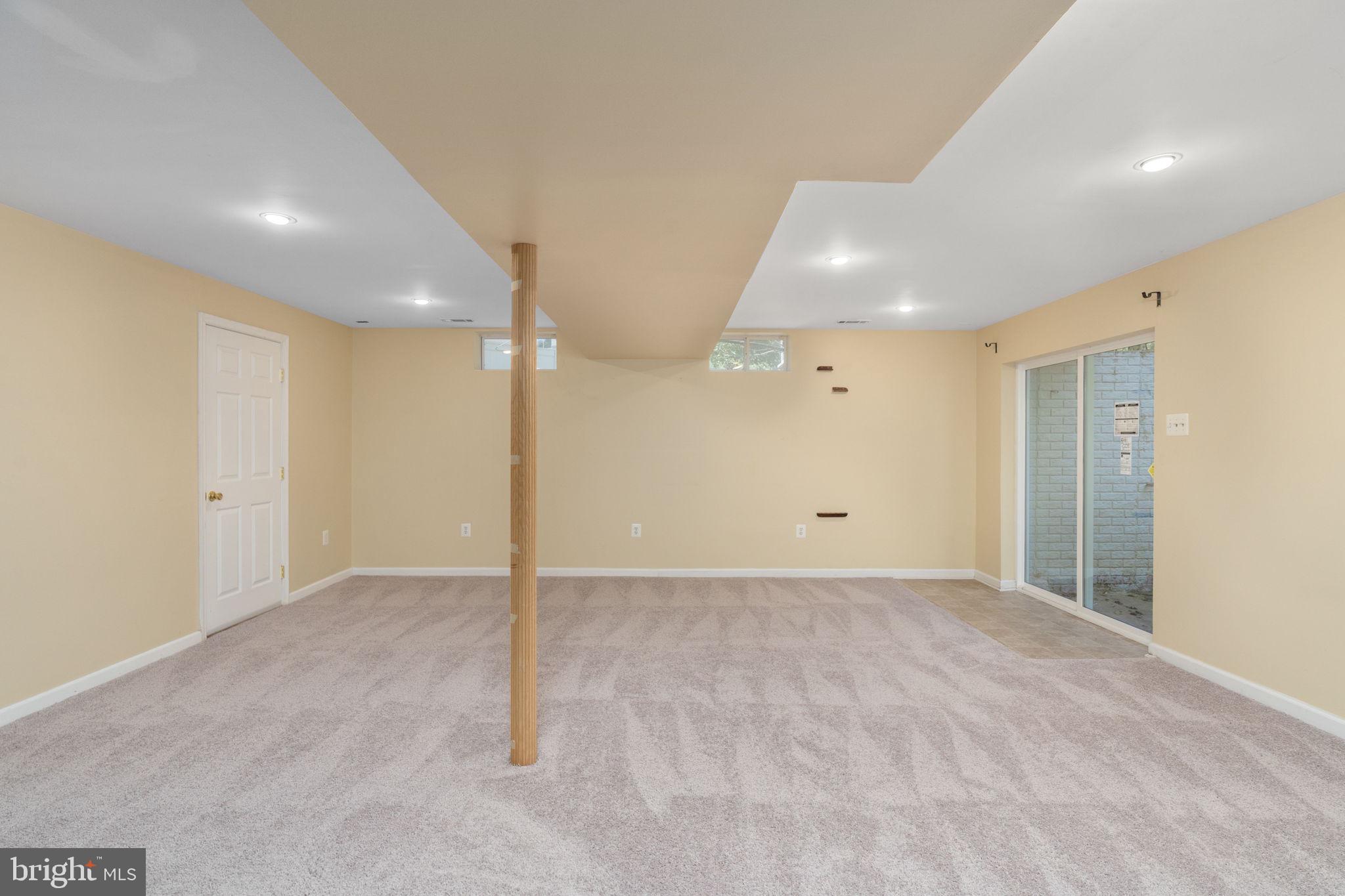 STRATFORD PLACE - Residential