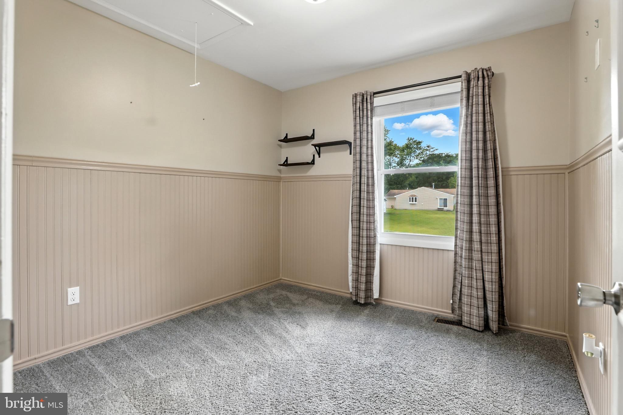 PROVINCES - Residential Lease