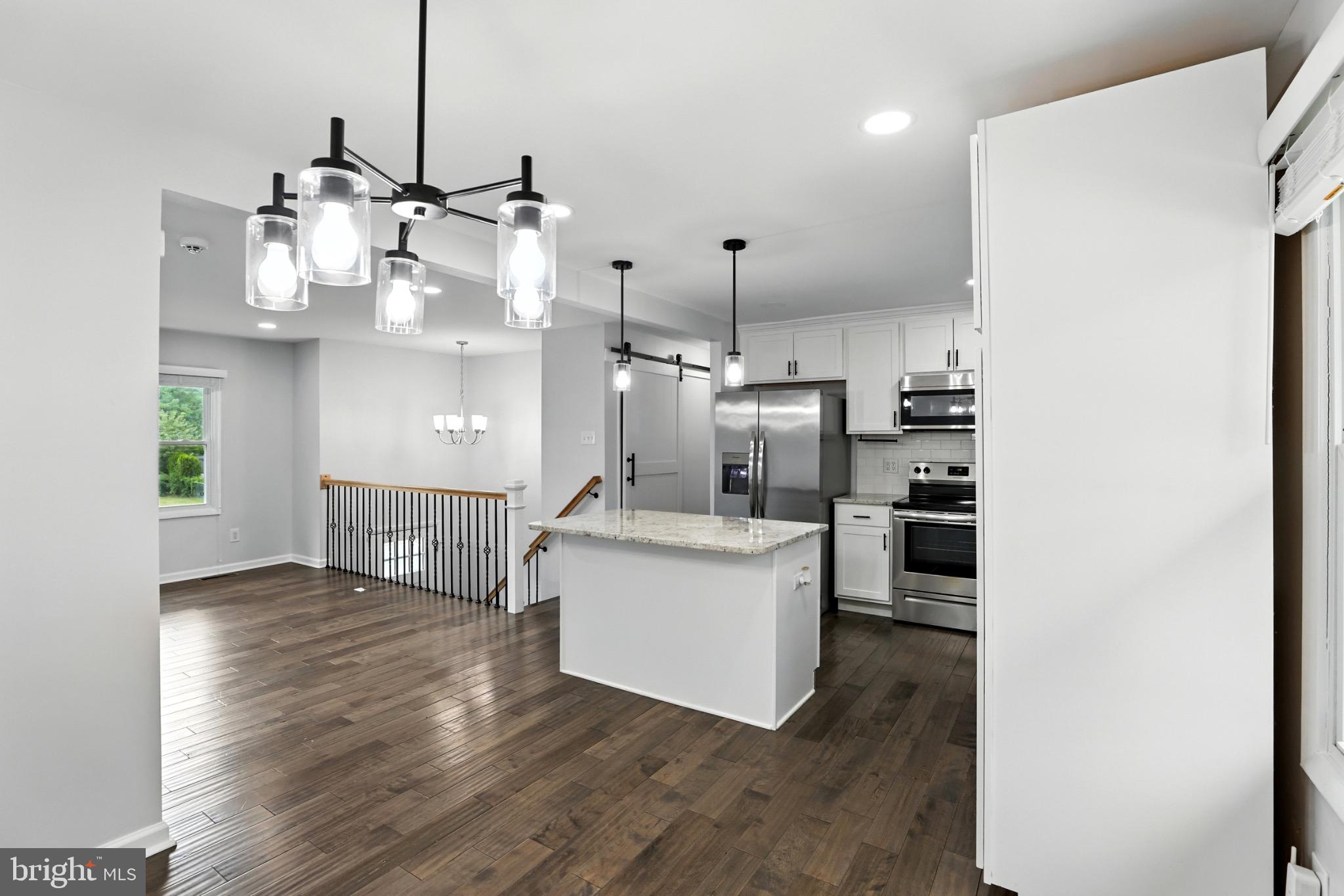 PROVINCES - Residential Lease