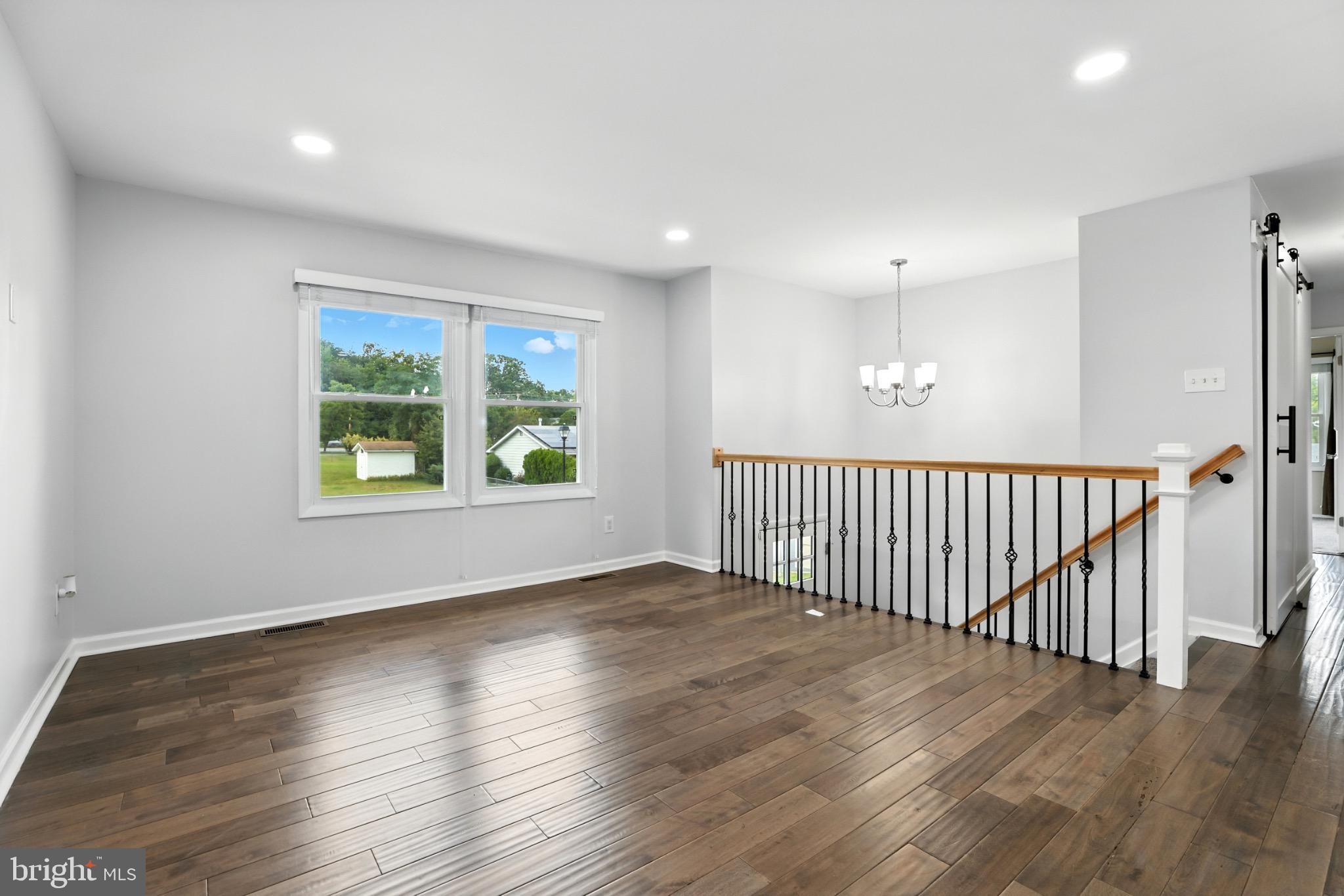 PROVINCES - Residential Lease