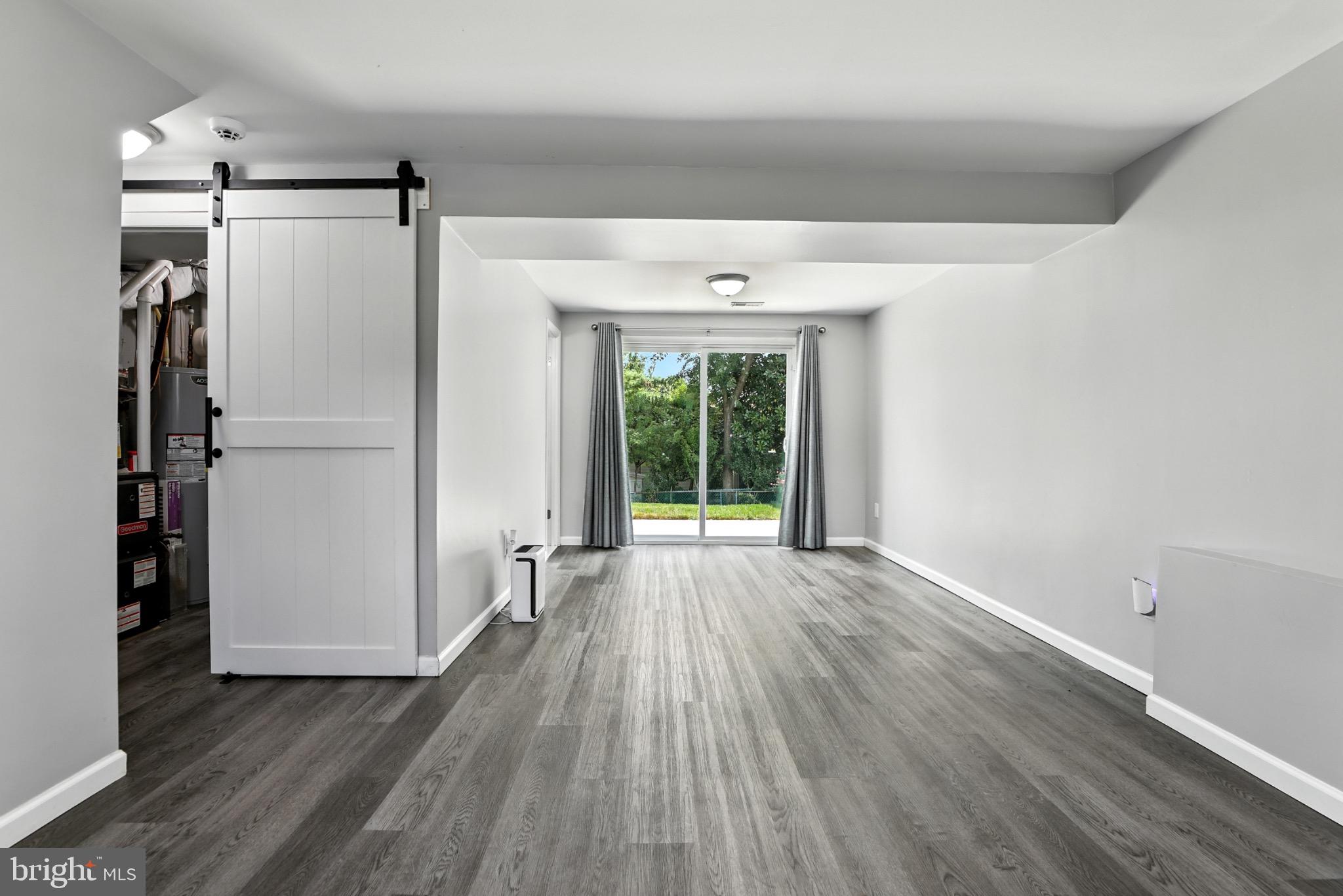 PROVINCES - Residential Lease