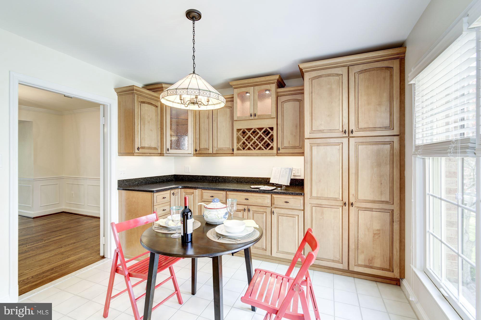 FOREST HILLS - Residential