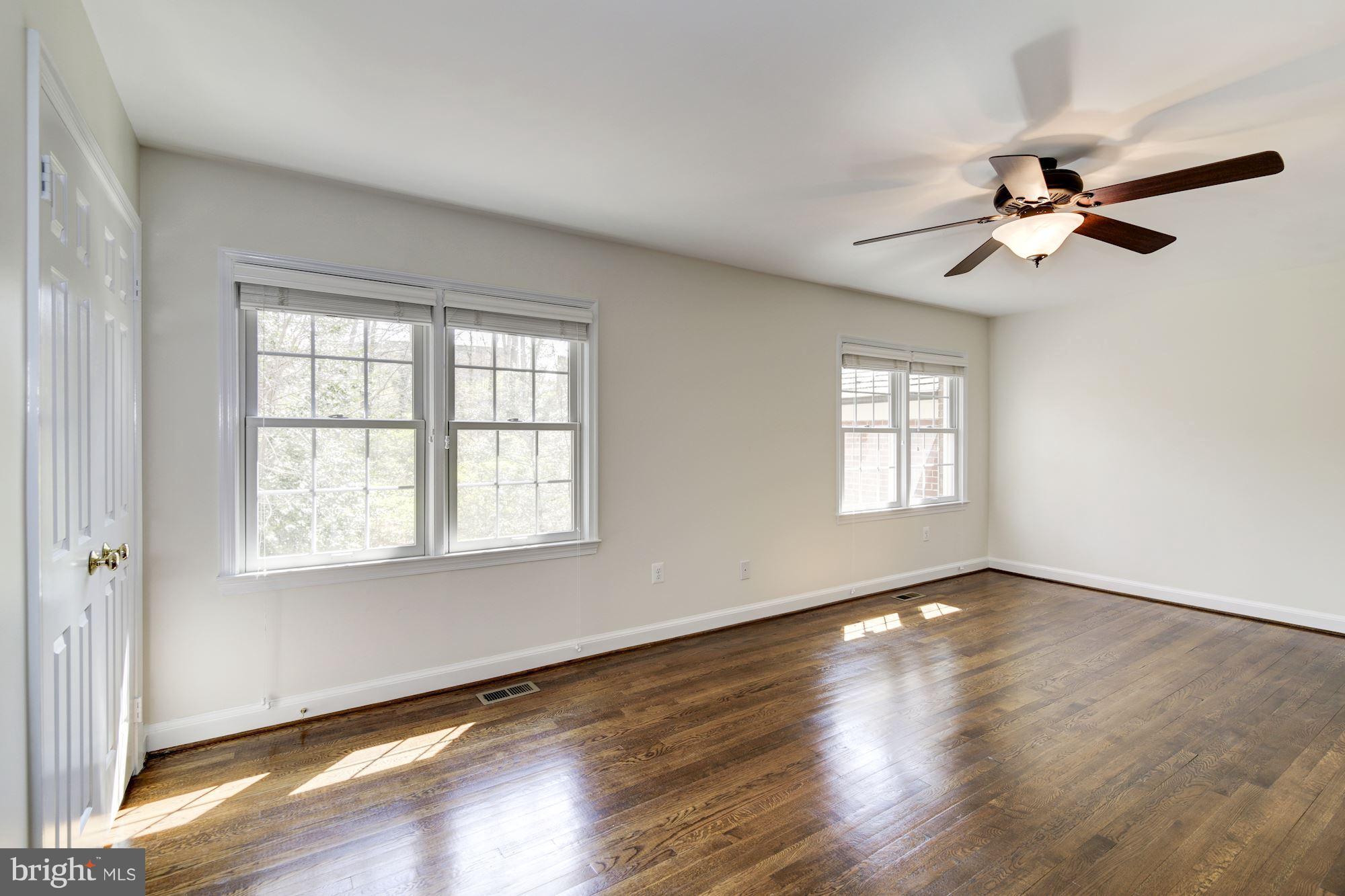 FOREST HILLS - Residential