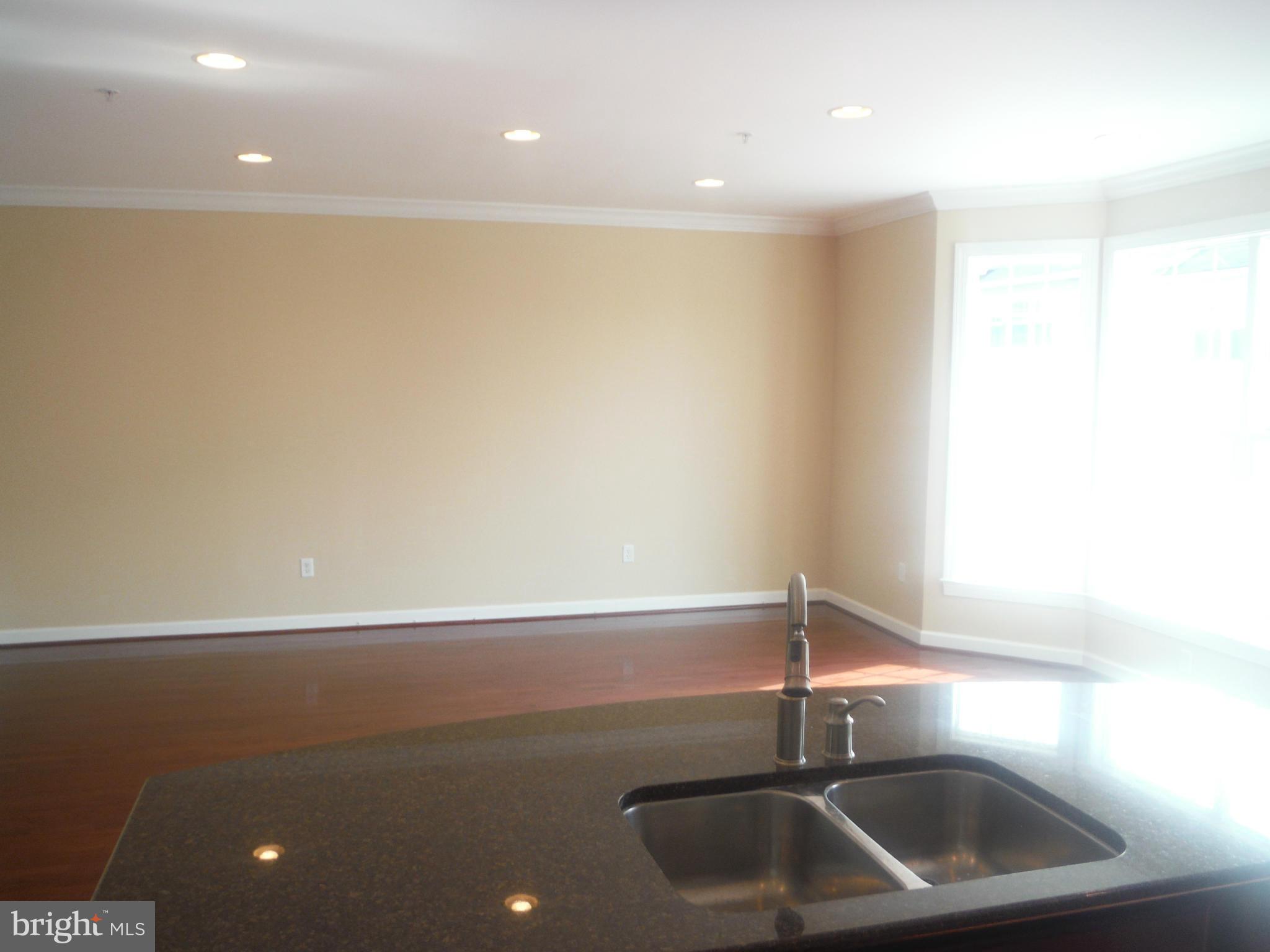 EMERSON - Residential