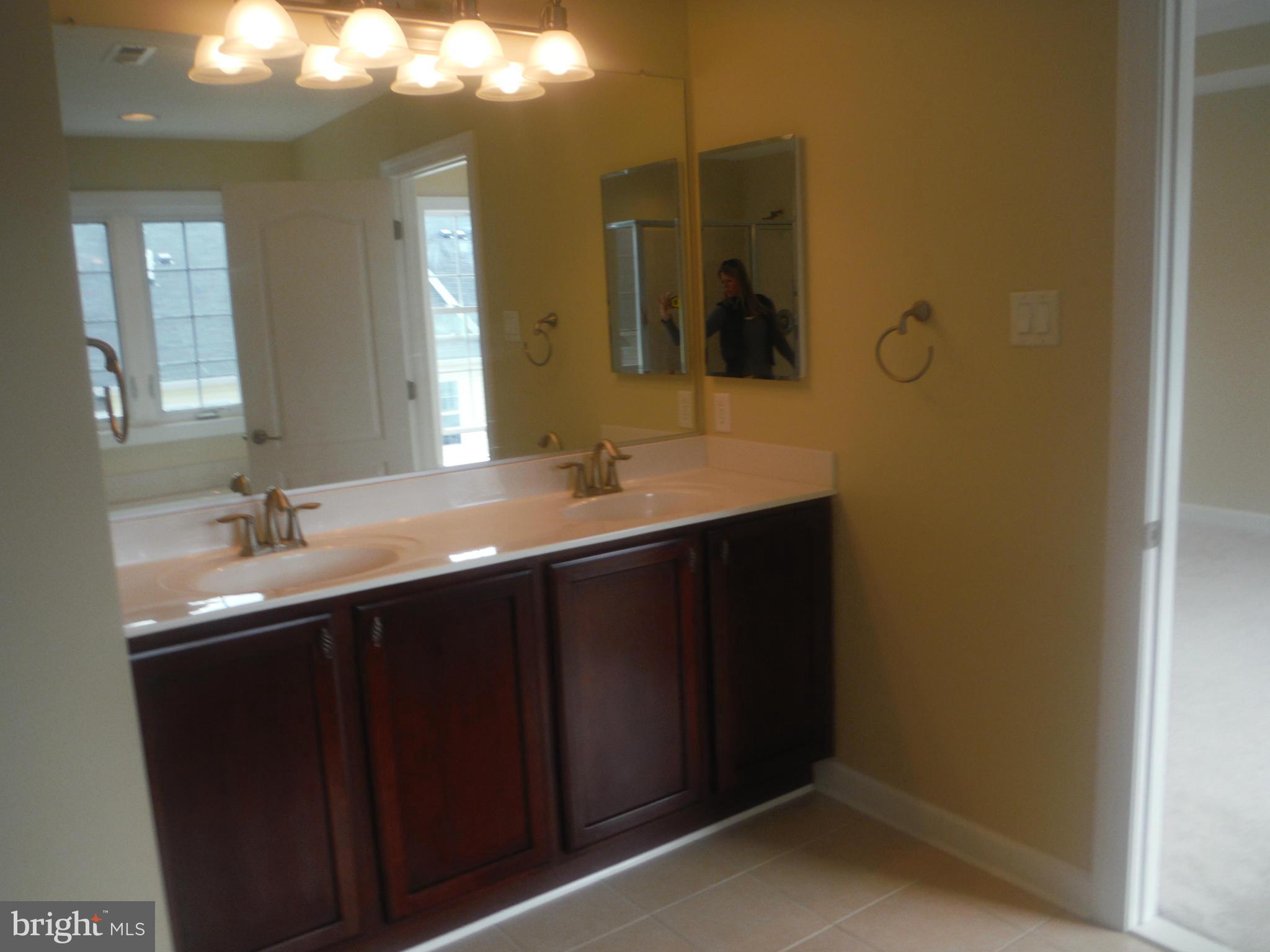 EMERSON - Residential