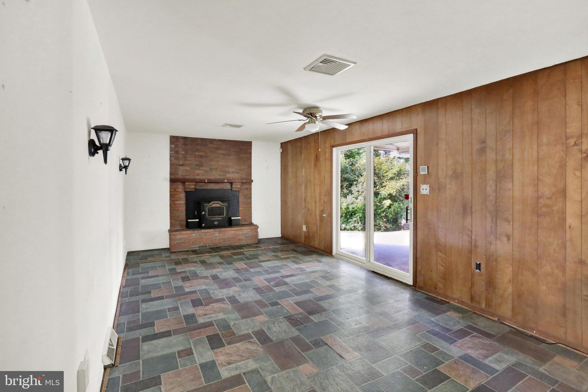2003 RESERVOIR ROAD