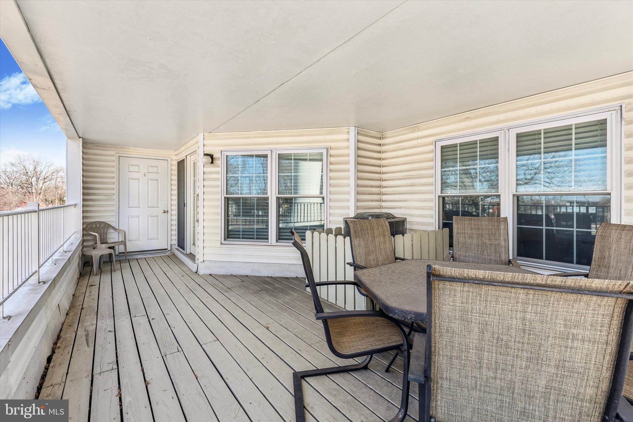 CENTENNIAL STATION - Residential