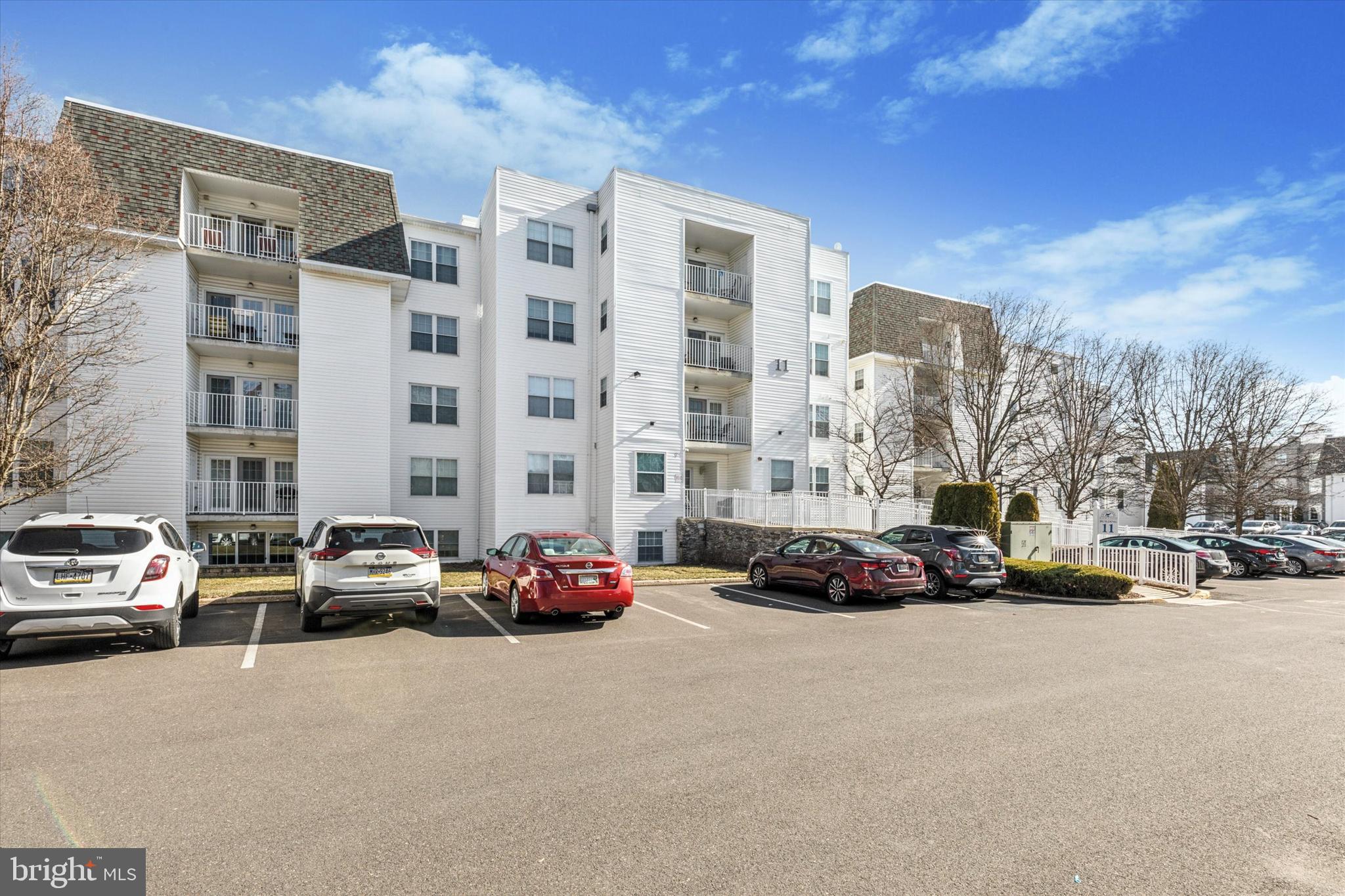 CENTENNIAL STATION - Residential