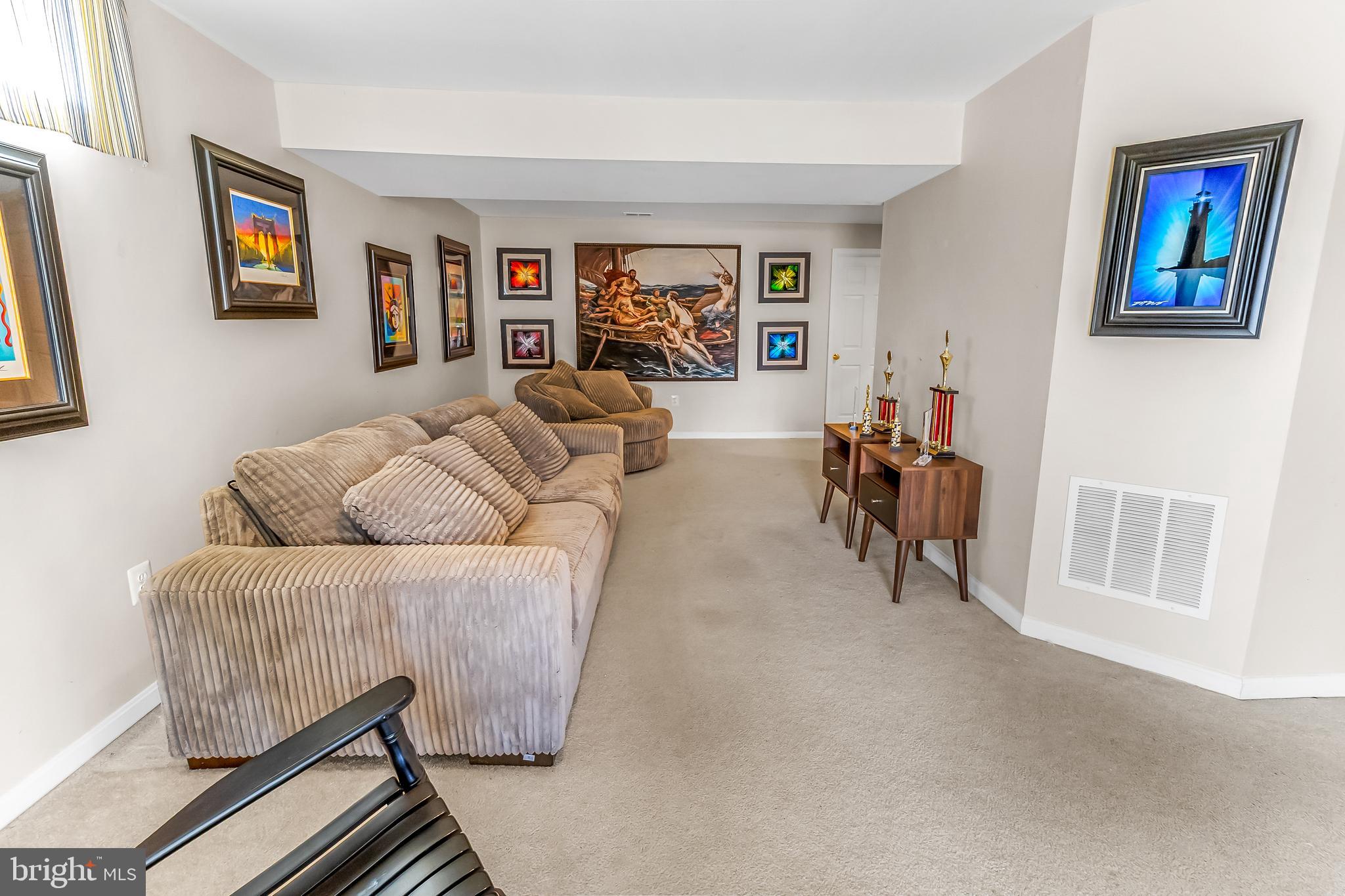 THE GALLERY - Residential