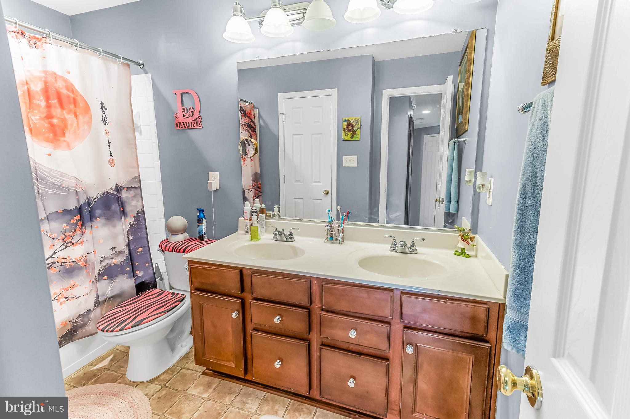 THE GALLERY - Residential