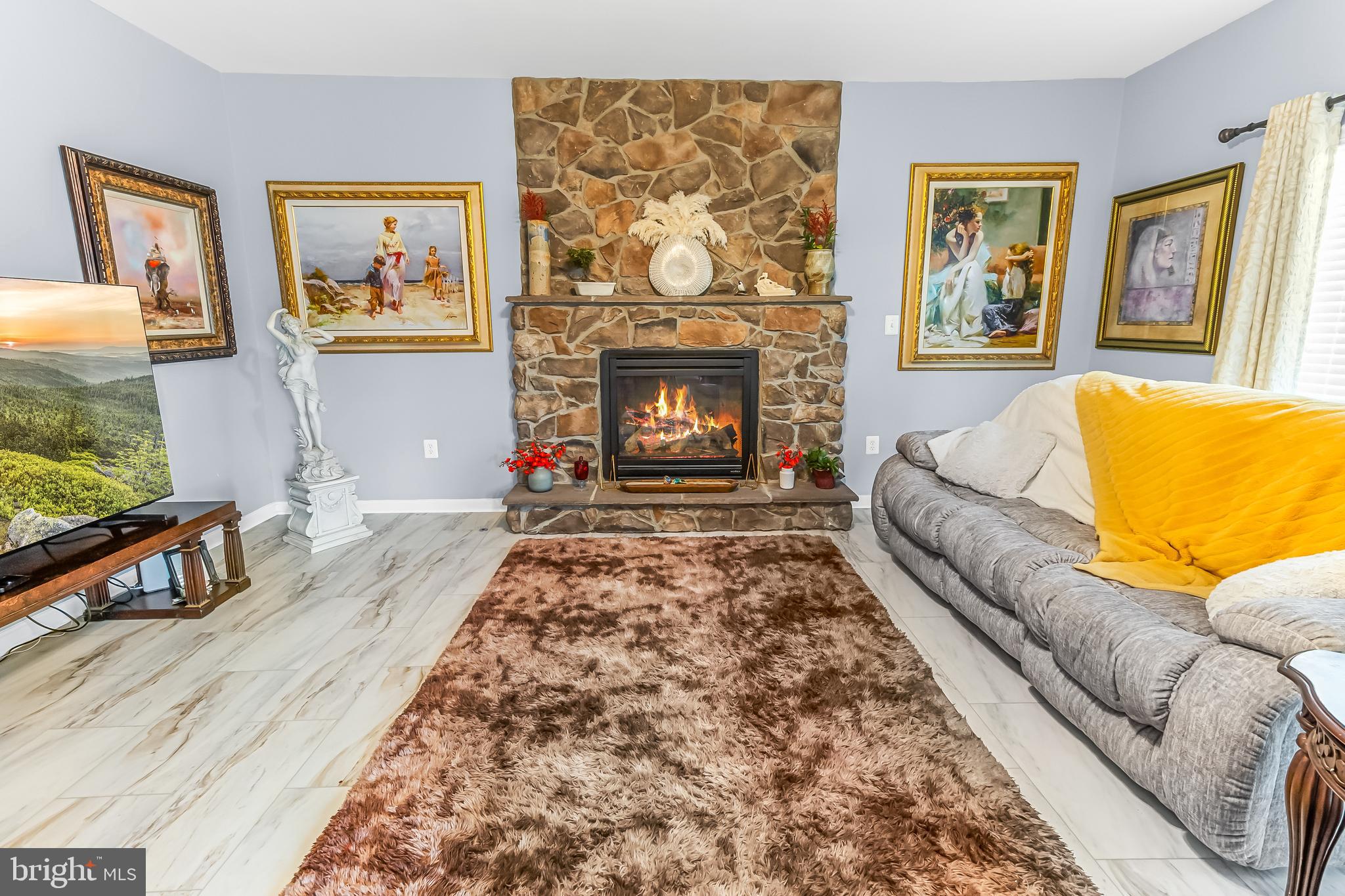 THE GALLERY - Residential