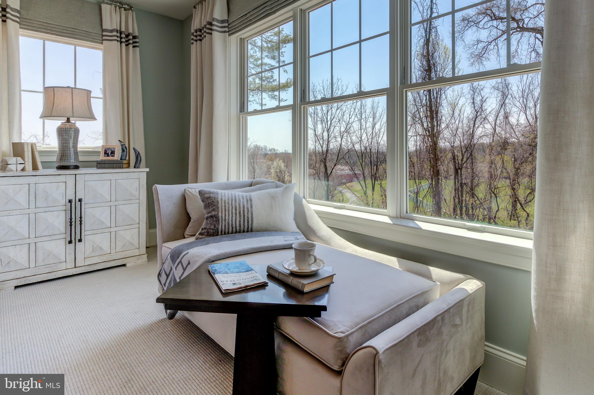 WHITE HORSE - Residential