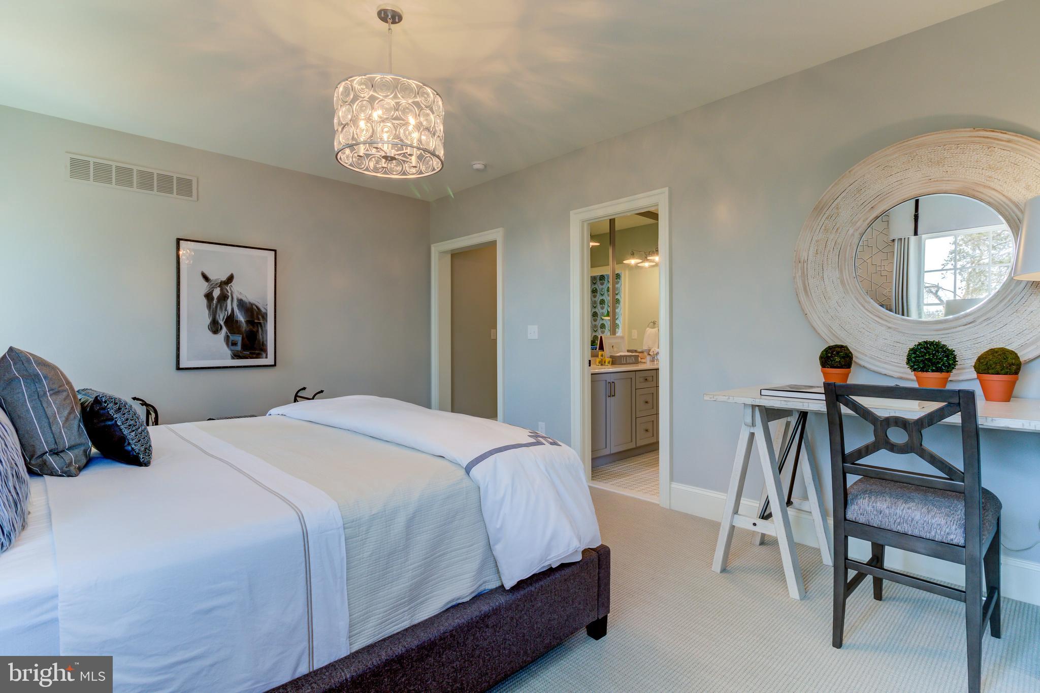 WHITE HORSE - Residential