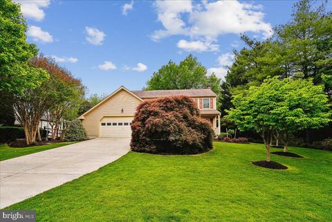 Photo of 12651 Thunder Chase Drive, RESTON, VA 20191 (MLS # VAFX2310244)