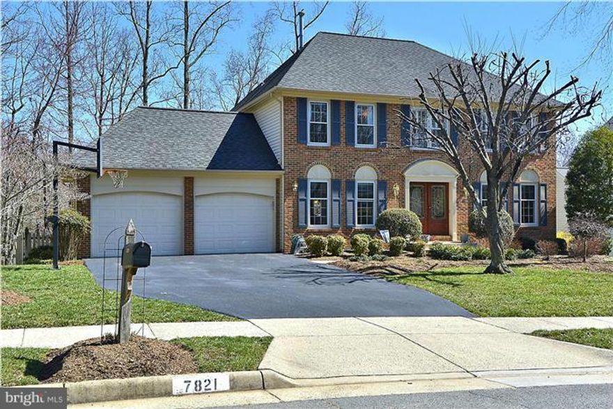 A Truly Spectacular Home! You must see this 4-5 Bedroom Colonial on Large Manicured Lot   Over 3900 s.f. of Living Space on 3 Lvls   So many features   3.5 Baths   Upgraded Light Fixtures throughout home   Brick Gas FP   Large room sizes  Custom Built-ins Hot Tub "as is"  Lot has direct access to Lake Mercer   Cul de Sac Lot   2 car Garage   Minutes to VRE train or Spgfld/Franc Metro.