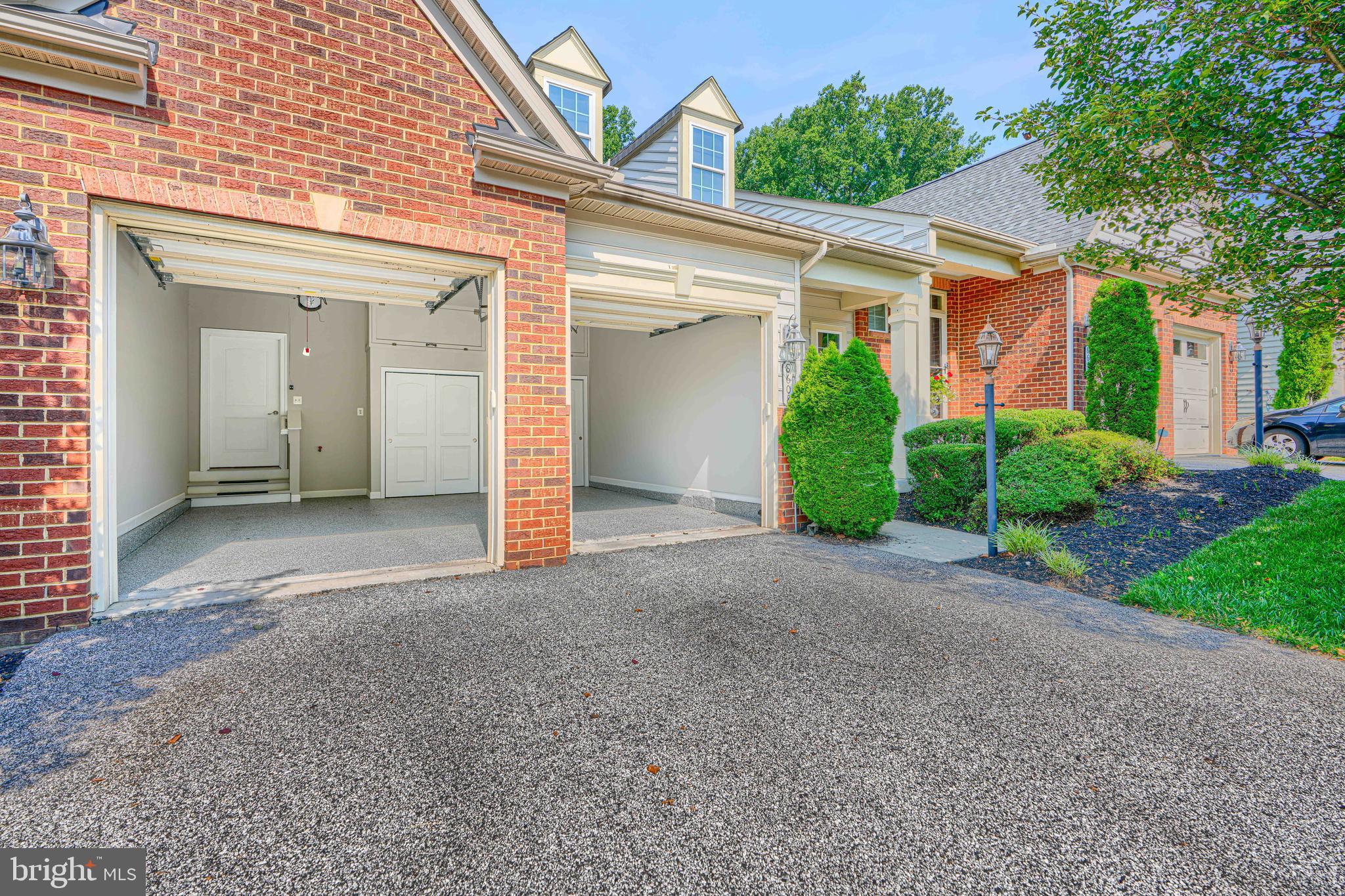 8608 SPRINGVALE DRIVE