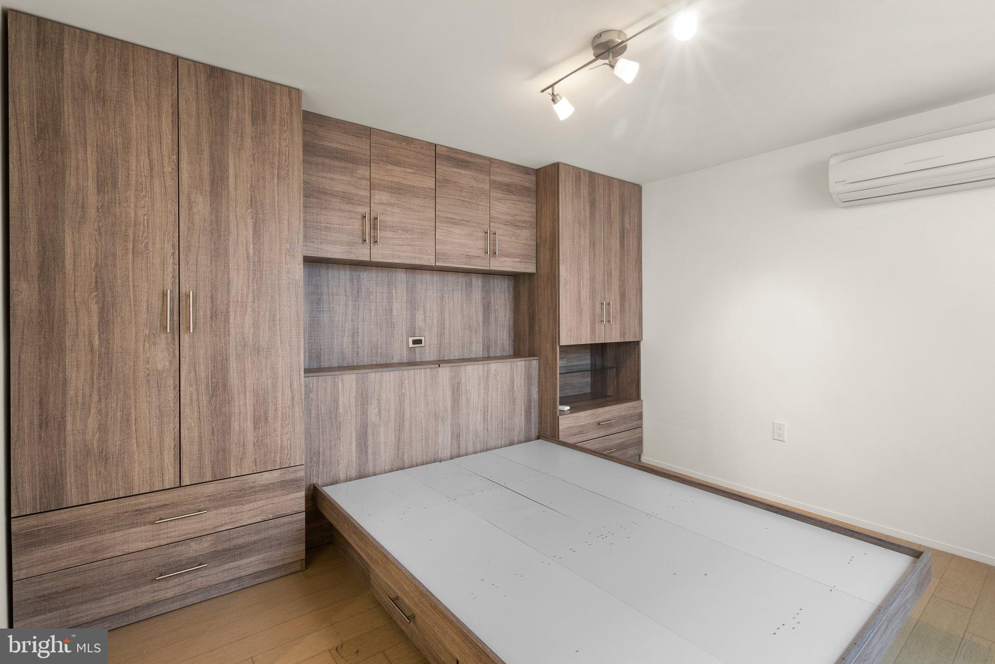 2422 17TH STREET NW 104