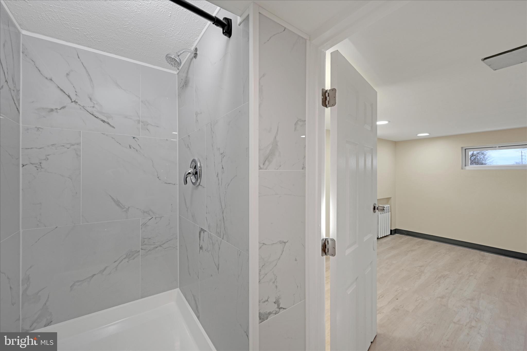 AVON HEIGHTS - Residential