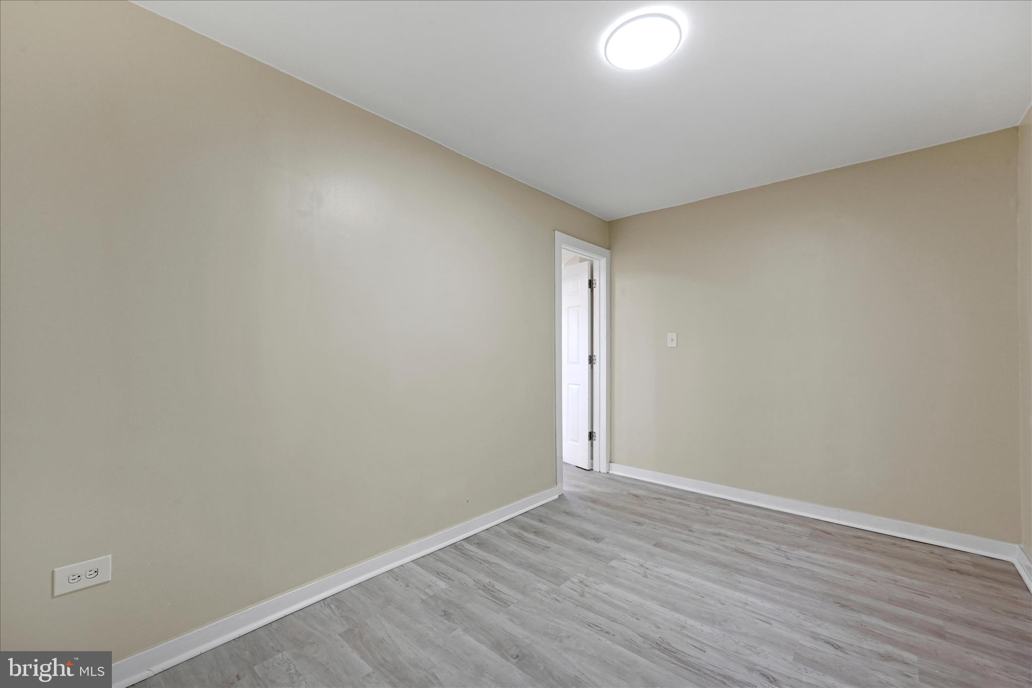 AVON HEIGHTS - Residential