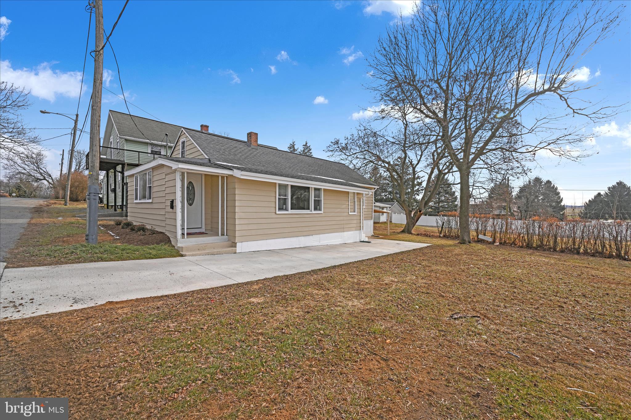 AVON HEIGHTS - Residential