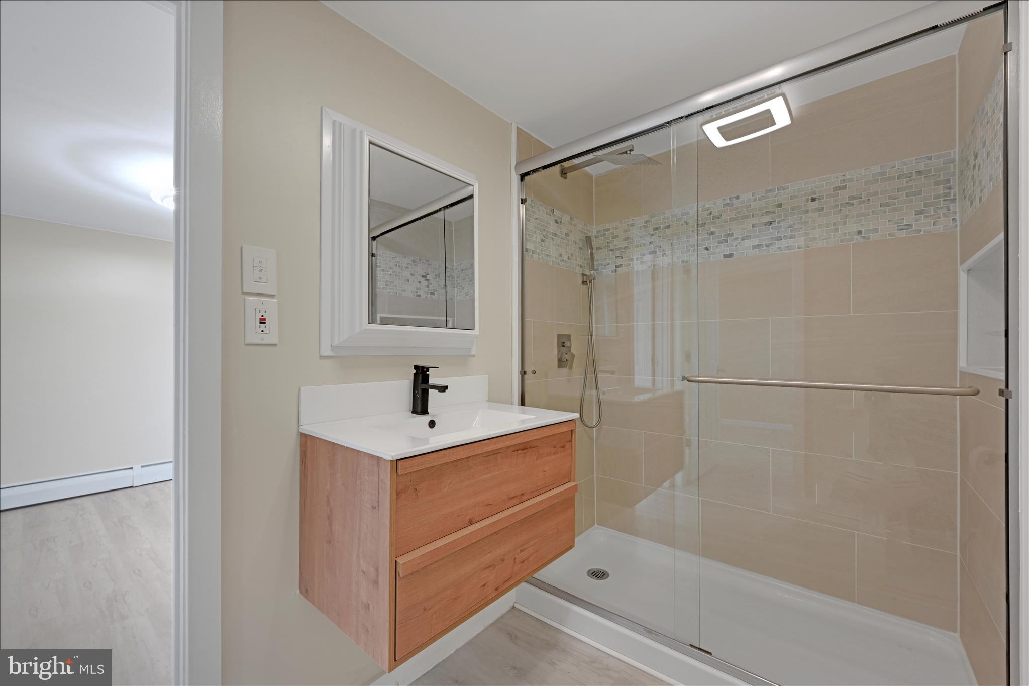 AVON HEIGHTS - Residential