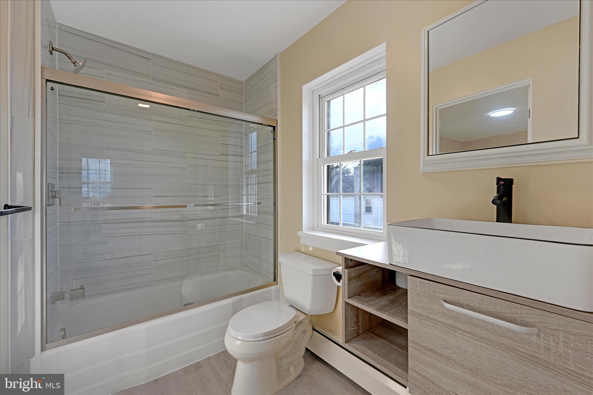 AVON HEIGHTS - Residential